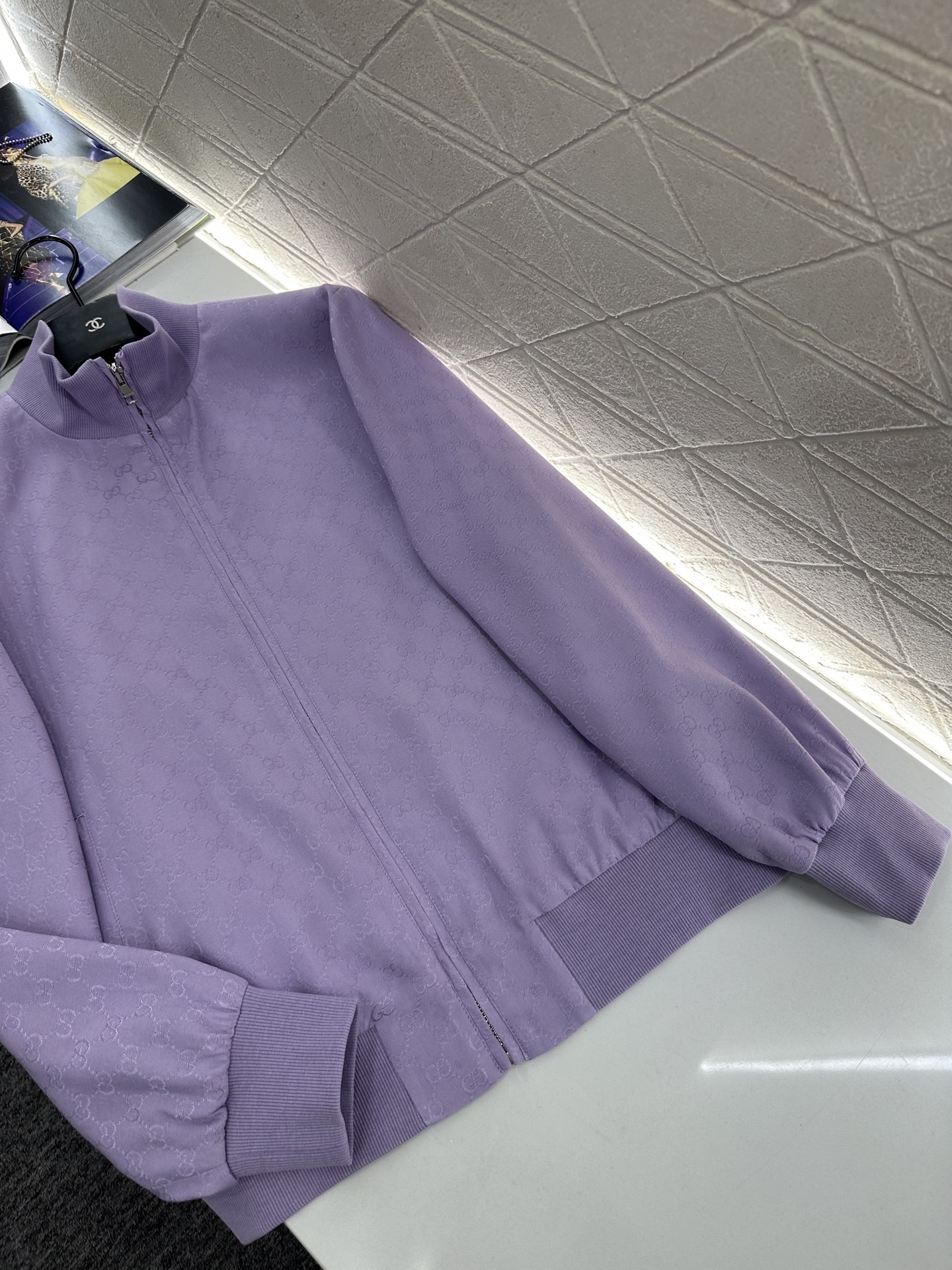 ♥Gucc*♥2025新品上架 提花夹克外套长裤套装定制YB进口提花材质，质感高级，舒适有型，夹克式拉链