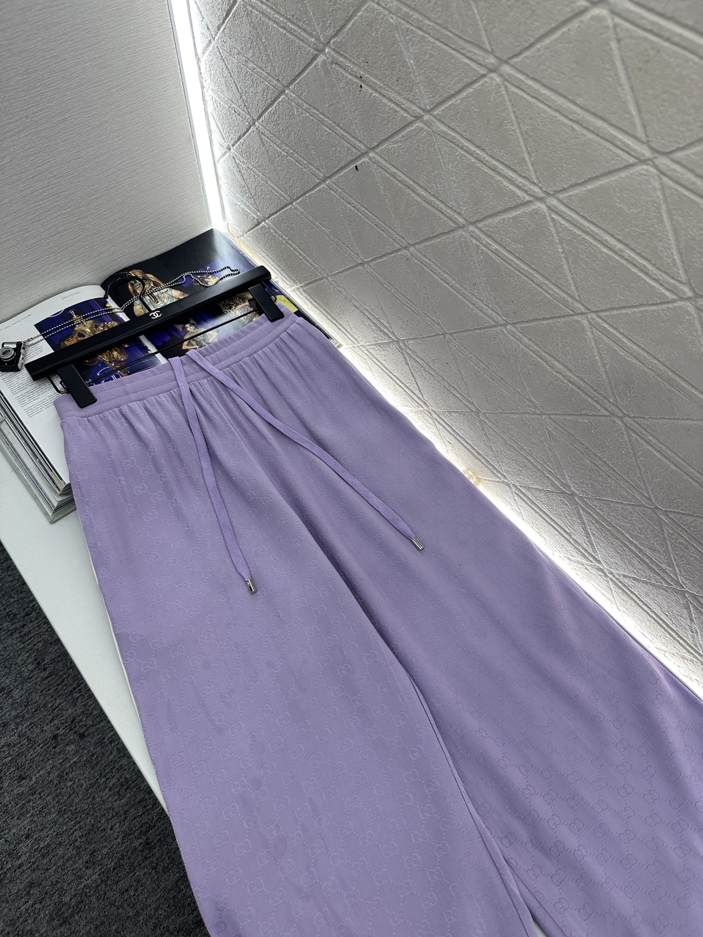 ♥Gucc*♥2025新品上架 提花夹克外套长裤套装定制YB进口提花材质，质感高级，舒适有型，夹克式拉链