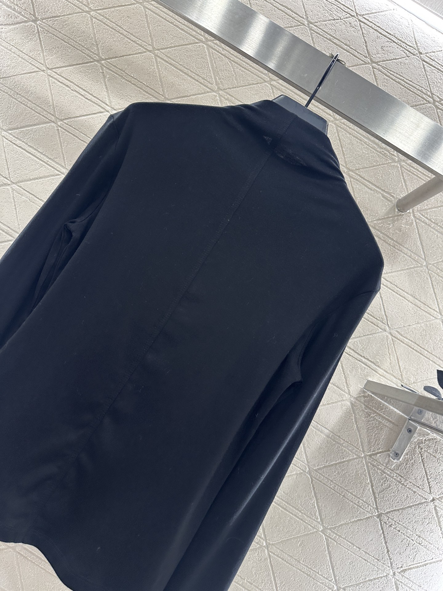 ♥Saint Lauren*♥2025新品上架 修身字母高领打底衫定制YB羊毛材质，质感舒适，弹力十足，