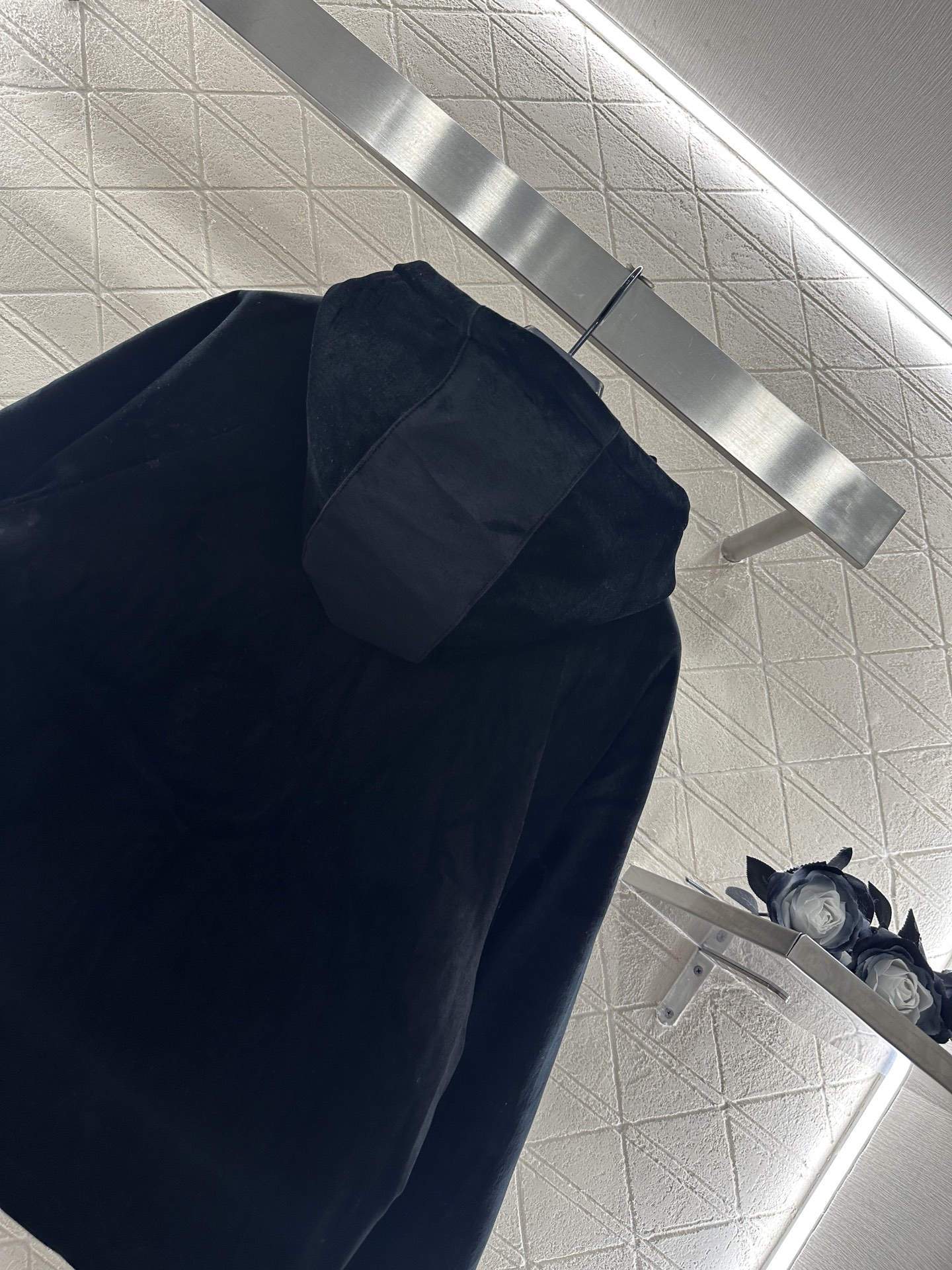 ♥Prad*♥2025新品上架 连帽丝绒棉服外套定制YB进口丝绒材质，质感光泽，舒适保暖，连帽拉链外套版