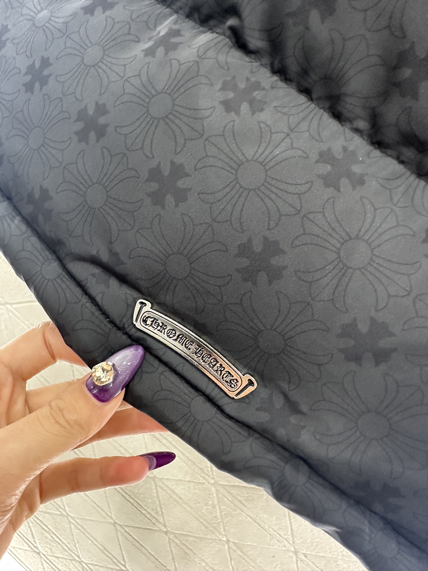 ♥Chrome heart*♥2025新品上架 十字架印花羽绒马甲定制YB防风防水尼龙材质，白鹅绒填充内