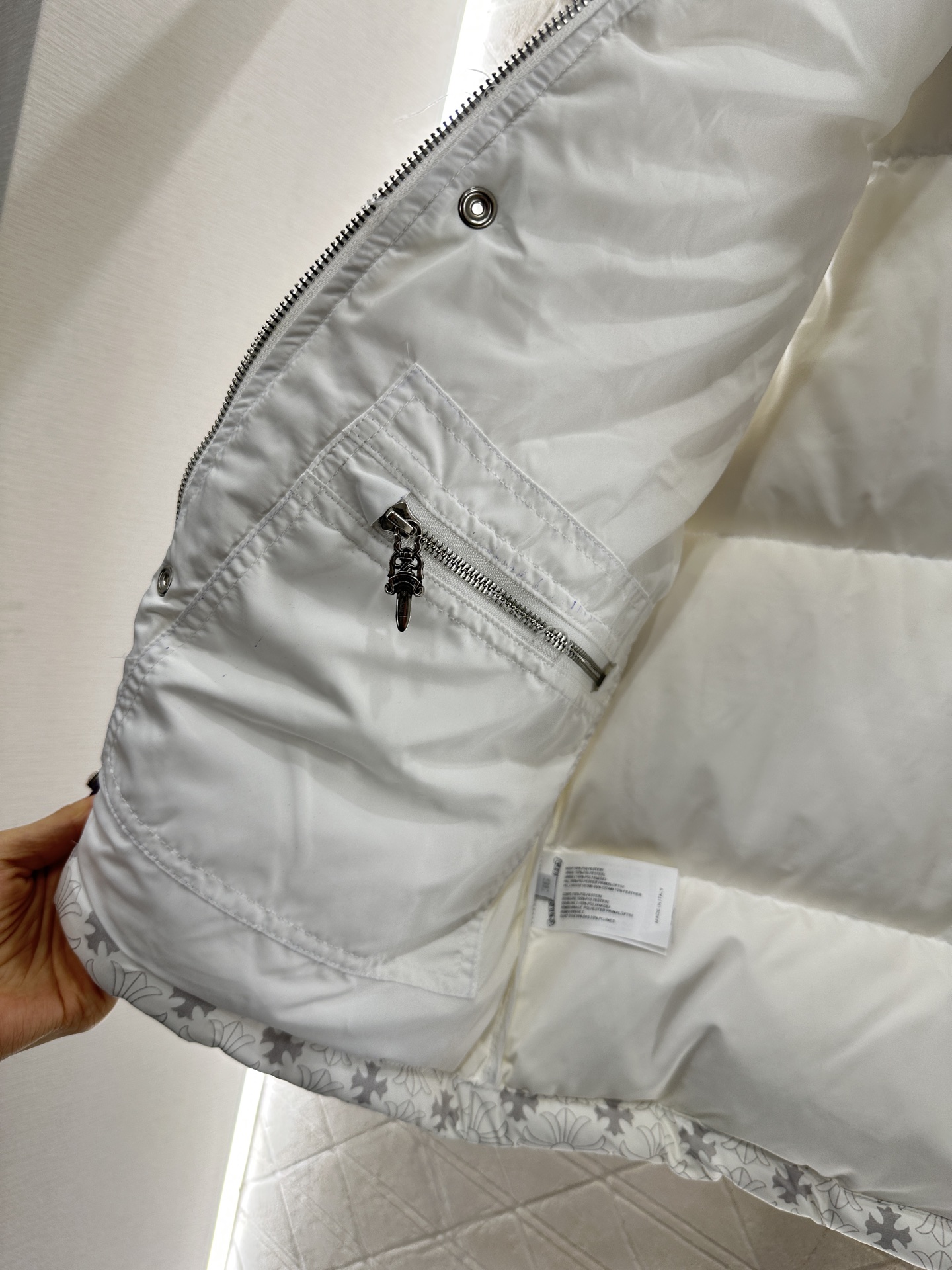 ♥Chrome heart*♥2025新品上架 十字架印花羽绒马甲定制YB防风防水尼龙材质，白鹅绒填充内