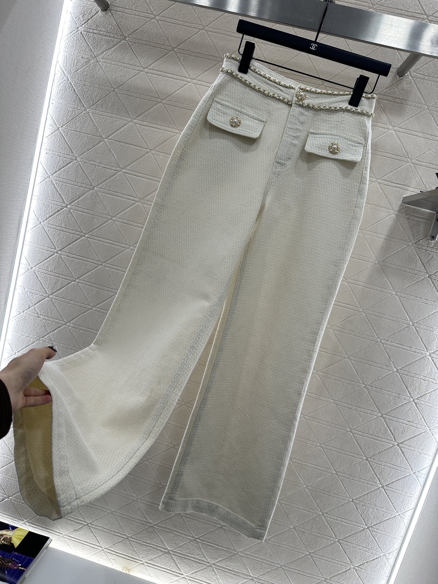 ♥Chane*♥2025新品上架 腰带链条阔腿长裤定制YB进口粗纺毛呢材质，肌理明显，高级时尚，高腰阔腿