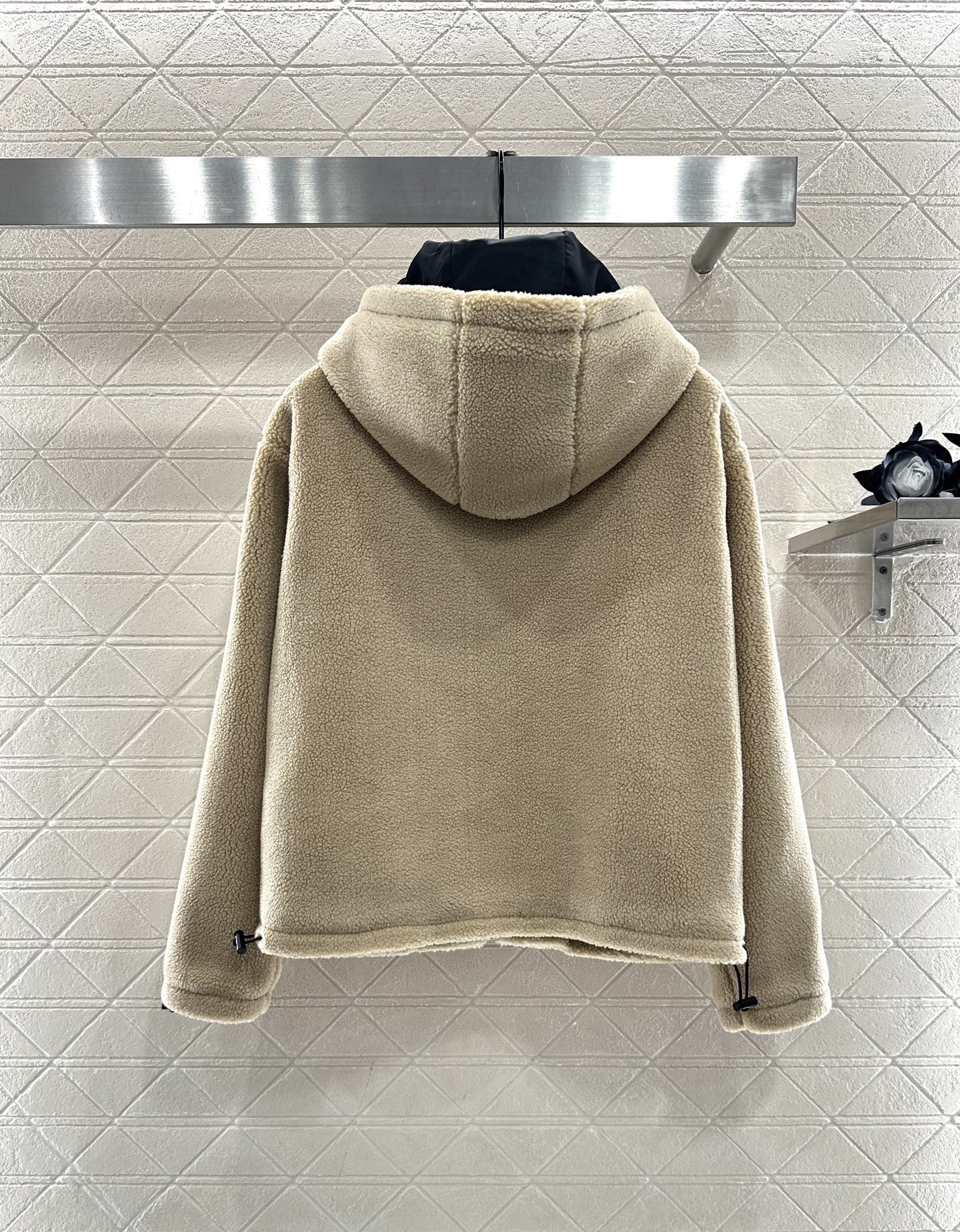 ♥Loew*♥2025新品上架 连帽泰迪羊羔毛外套定制YB泰迪羊羔毛材质，毛量充足，防风御寒，连帽拉链外