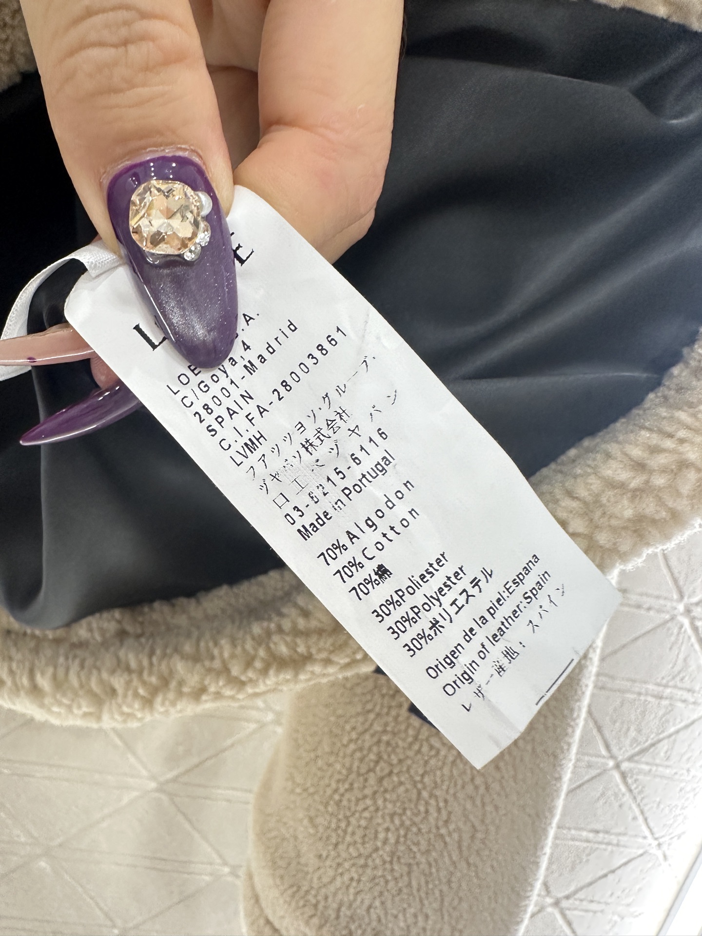 ♥Loew*♥2025新品上架 连帽泰迪羊羔毛外套定制YB泰迪羊羔毛材质，毛量充足，防风御寒，连帽拉链外