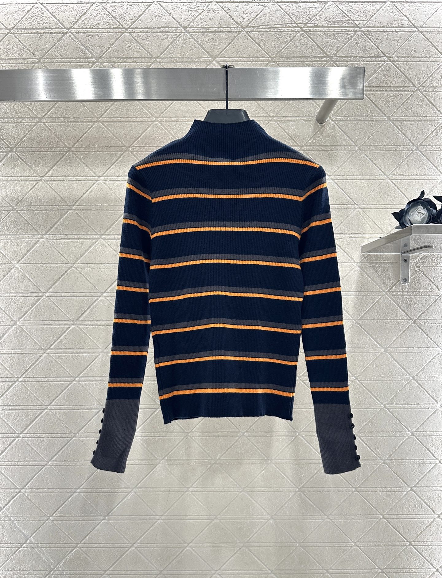 ♥BBR*♥2025新品上架 条纹针织套头毛衣定制YB丝毛纱线织造，质感高级，弹力舒适，小高领纽扣半开襟