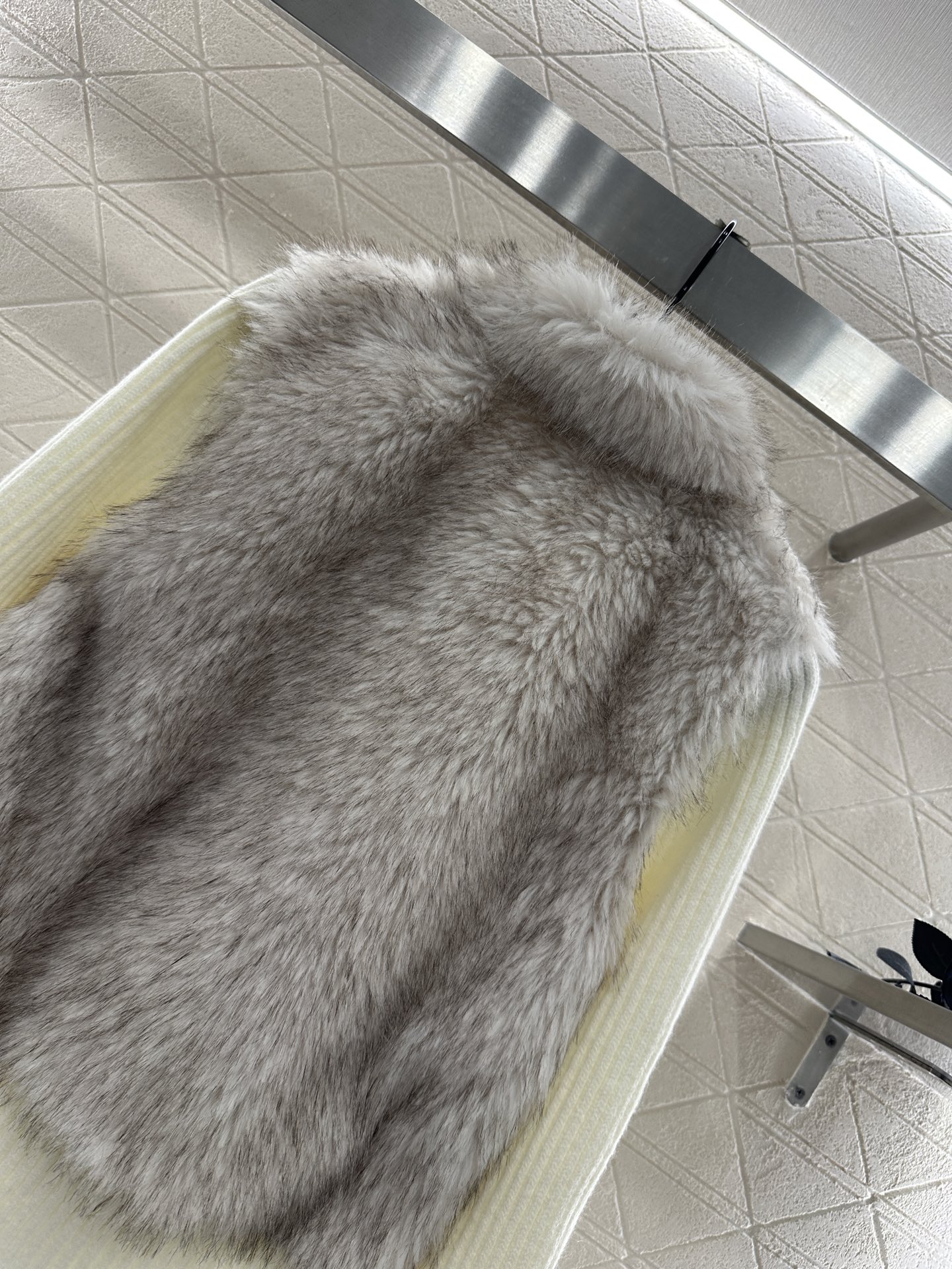 ♥Chane*♥2025新品上架 针织拼接翻领皮毛外套定制YB皮毛拼接羊毛针织材质，前后片毛绒手感柔软舒