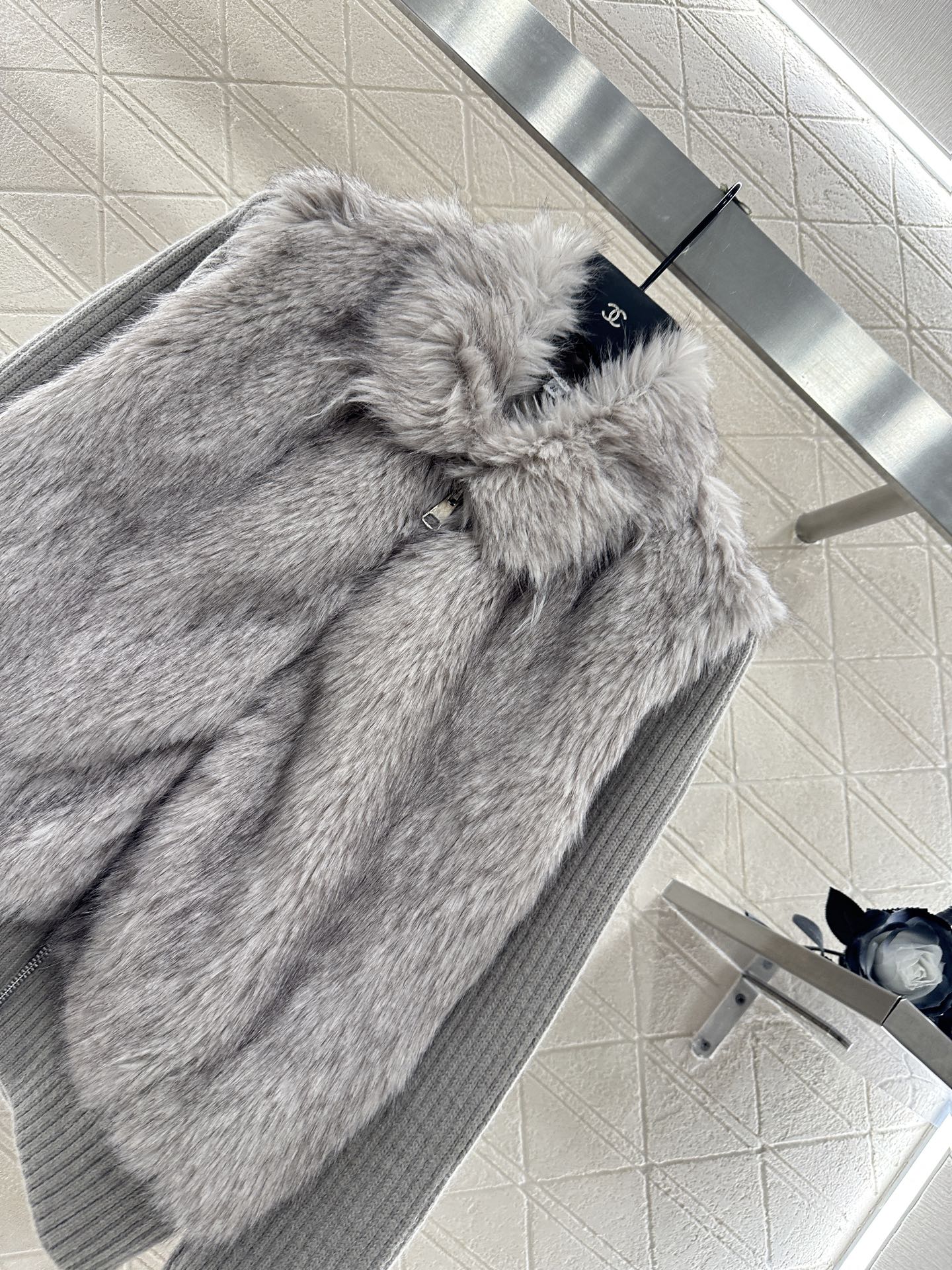 ♥Chane*♥2025新品上架 针织拼接翻领皮毛外套定制YB皮毛拼接羊毛针织材质，前后片毛绒手感柔软舒