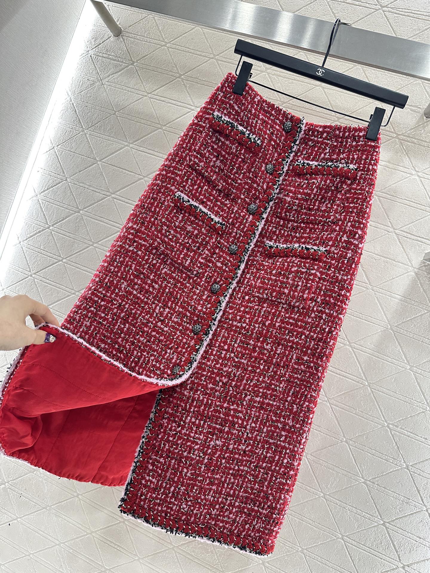 ♥Chane*♥2025新品上架 高腰开襟编织洋装半裙定制YB进口粗纺羊毛呢材质，质感高级，品相十足，直