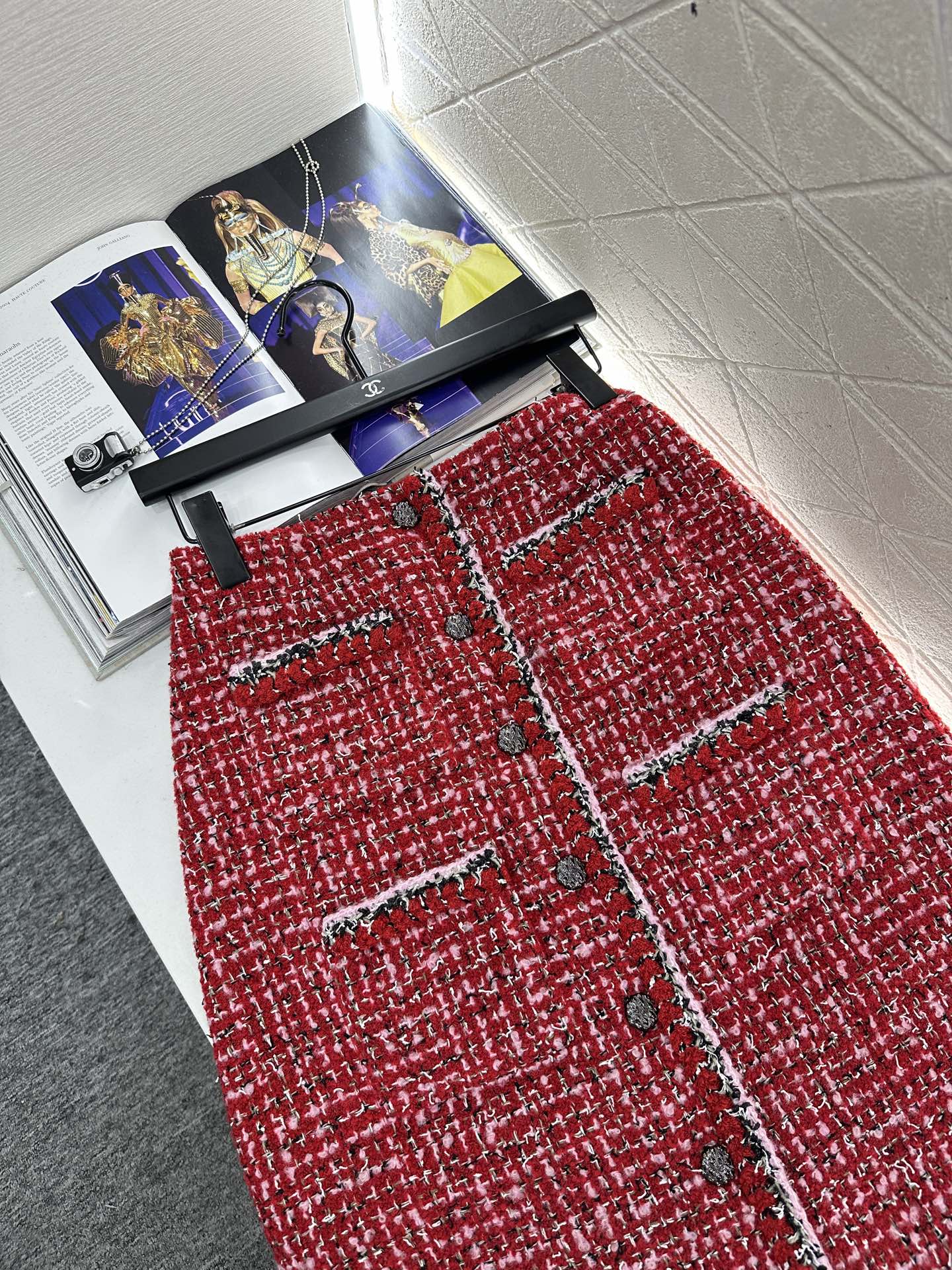 ♥Chane*♥2025新品上架 高腰开襟编织洋装半裙定制YB进口粗纺羊毛呢材质，质感高级，品相十足，直