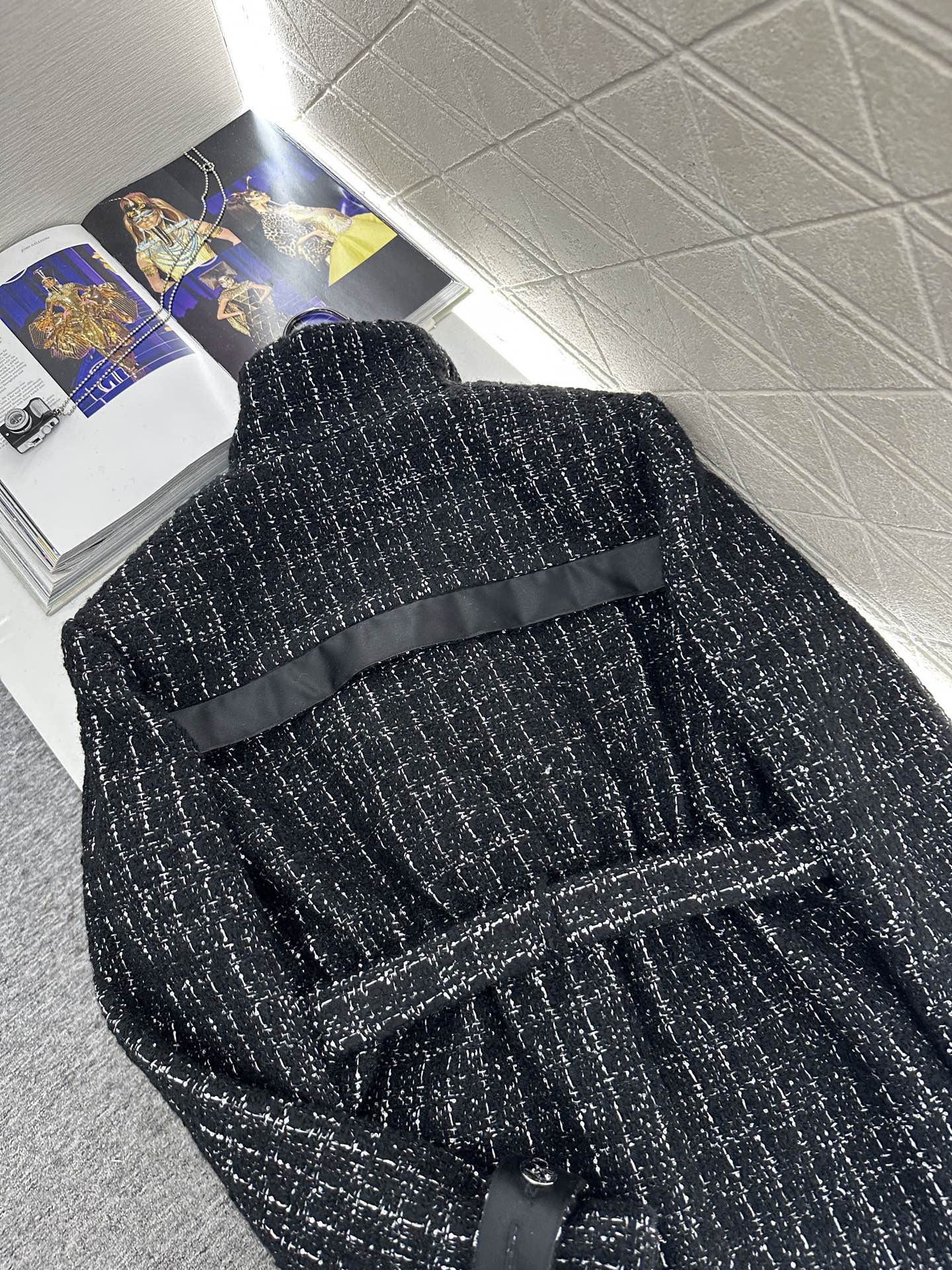 ♥Chane*♥2025新品上架 编织腰带洋装外套定制YB进口粗纺羊毛呢材质，肌理明显，毛料肉眼可见，质