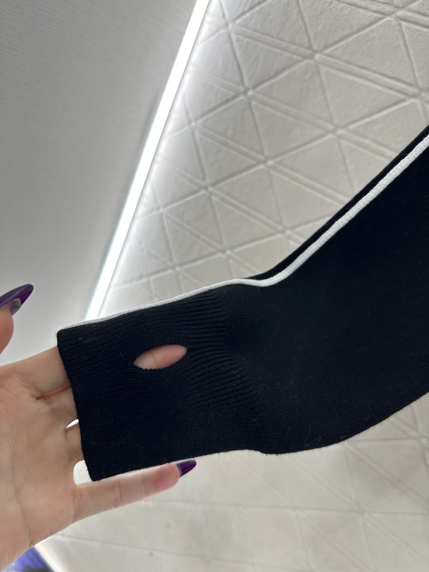 ♥Chane*♥2025新品上架 连帽针织拉链外套25coco滑雪🎿系列#定制YB羊毛纱线织造，质感细腻