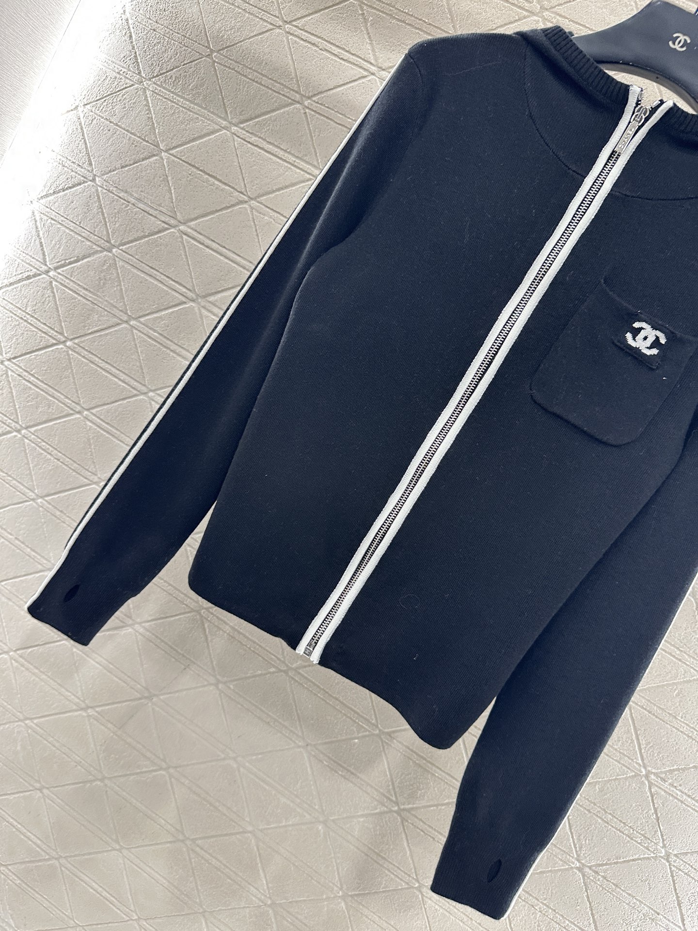 ♥Chane*♥2025新品上架 连帽针织拉链外套25coco滑雪🎿系列#定制YB羊毛纱线织造，质感细腻