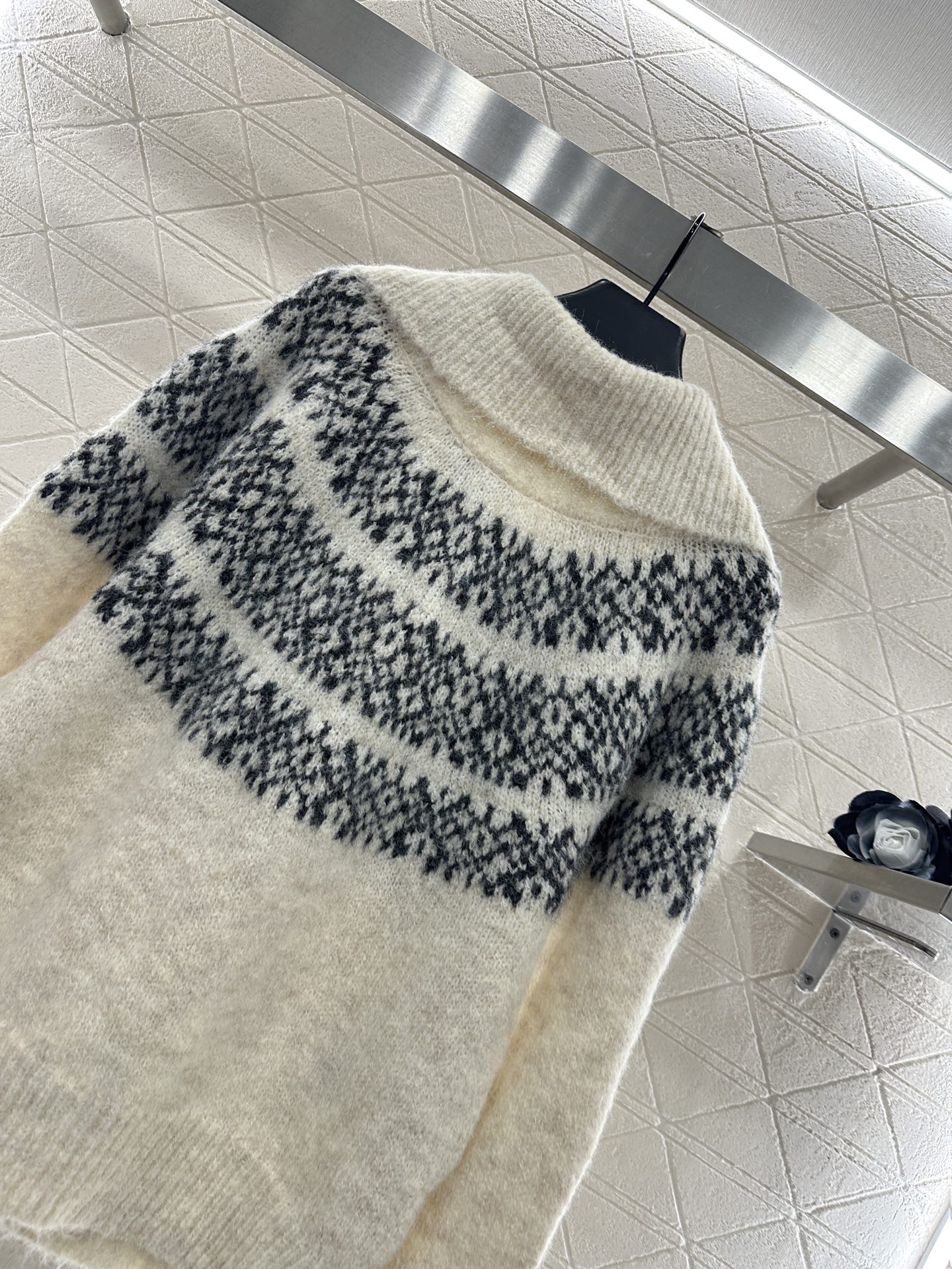 ♥Dio*♥2025新品上架 翻领半开襟套头毛衣定制YB羊毛纱线织造，舒适保暖，质感上乘，大翻领针织毛衣