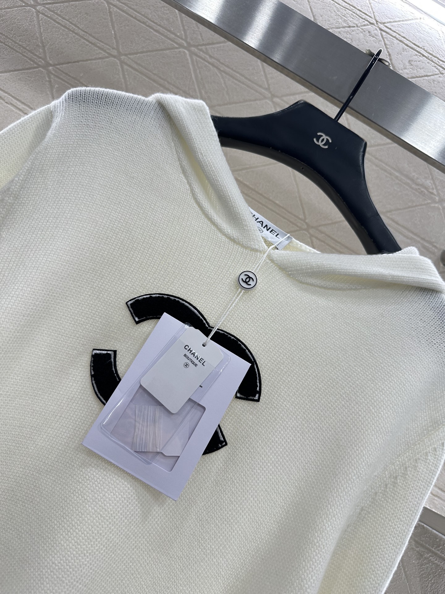 ♥Chane*♥2025新品上架 连帽针织毛衣定制YB羊毛纱线织造，质感高级，舒适柔软，连帽套头毛衣剪裁