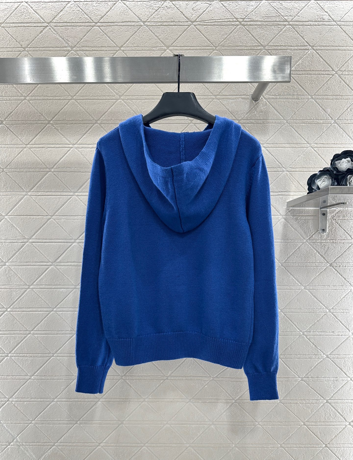 ♥Chane*♥2025新品上架 连帽针织毛衣定制YB羊毛纱线织造，质感高级，舒适柔软，连帽套头毛衣剪裁