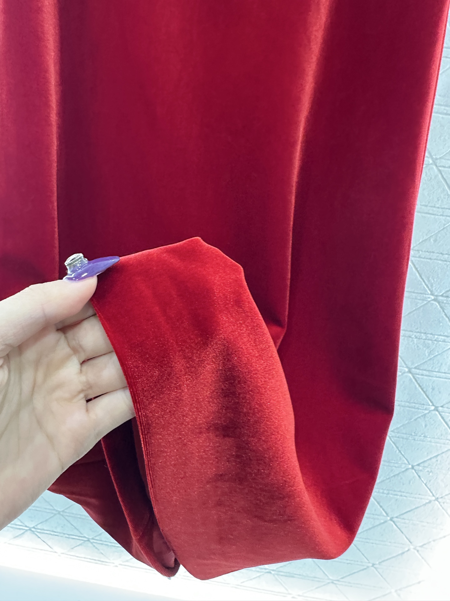 ♥Dio*♥2025新品上架 翻领丝绒西装半裙套装定制YB进口丝绒材质，质感光泽，垂顺舒适，翻领西装版型