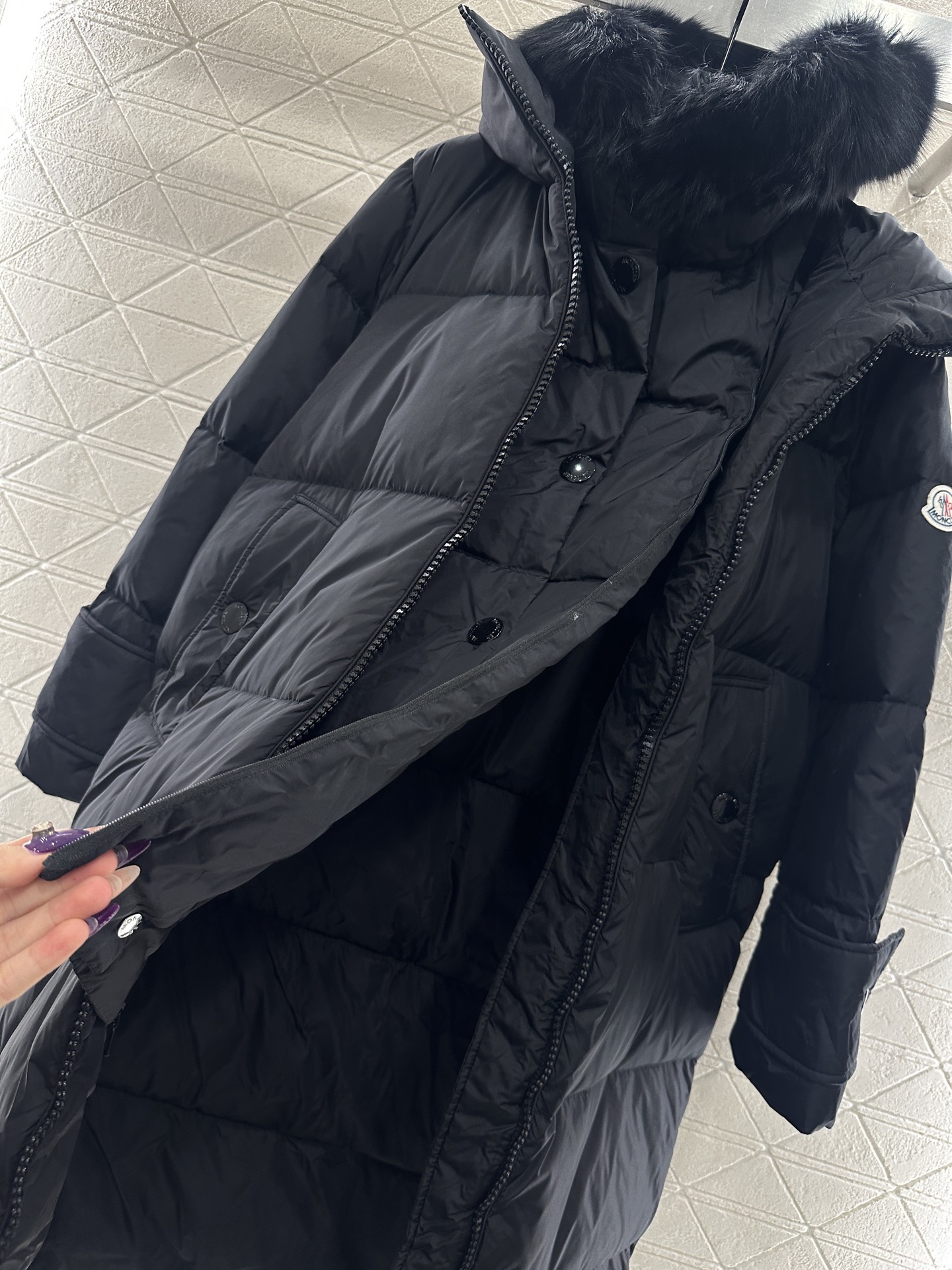 ♥Moncle*♥2025新品上架狐狸毛领假两件长款羽绒外套定制YB进口防风防水尼龙，可拆卸狐狸毛领装饰