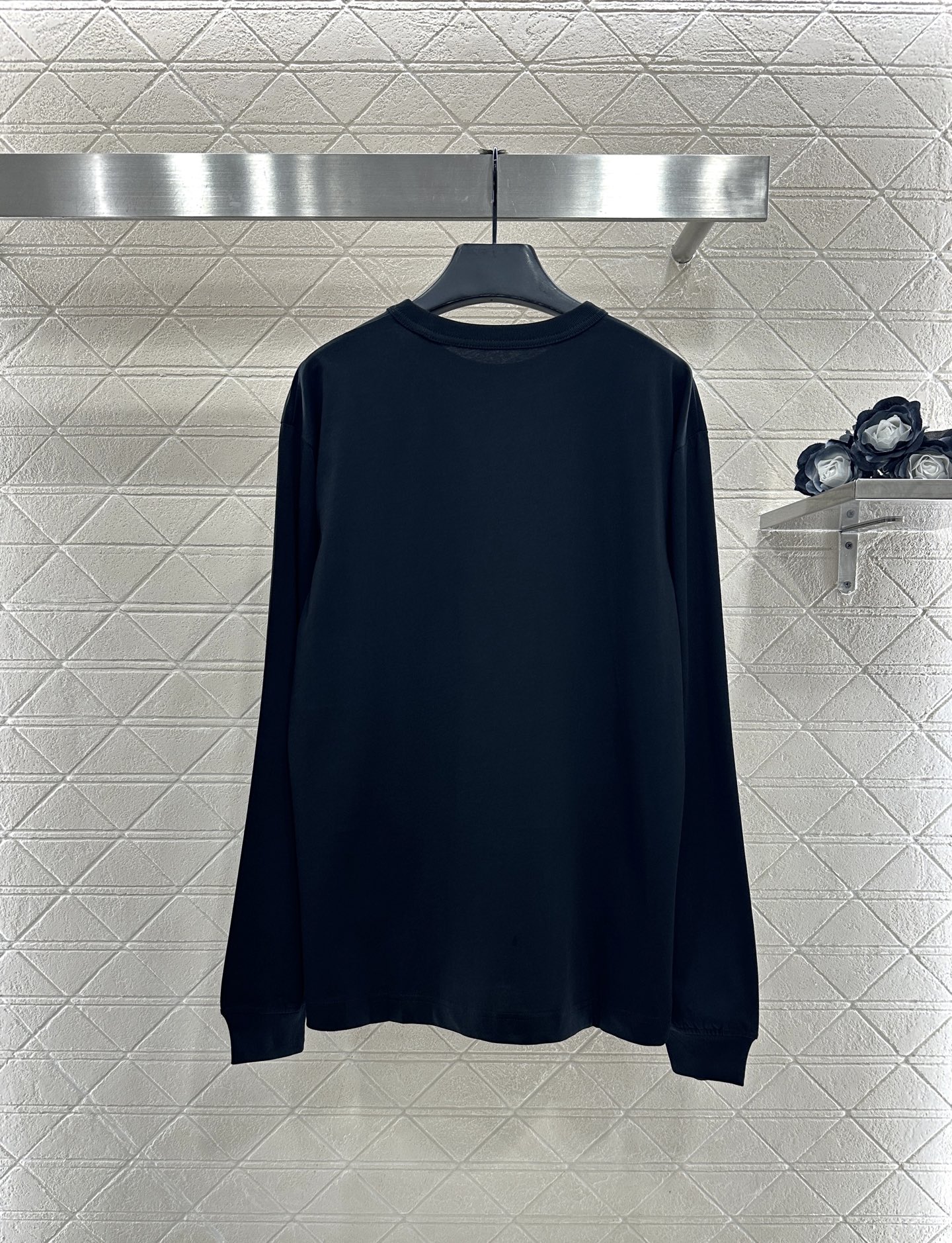 ♥Alexander wan*♥2025新品上架 字母印花圆领长袖定制YB进口棉府绸材质，丝滑亲肤，质感