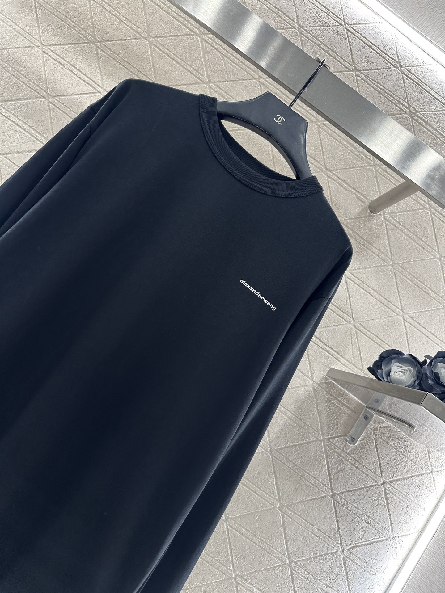 ♥Alexander wan*♥2025新品上架 字母印花圆领长袖定制YB进口棉府绸材质，丝滑亲肤，质感