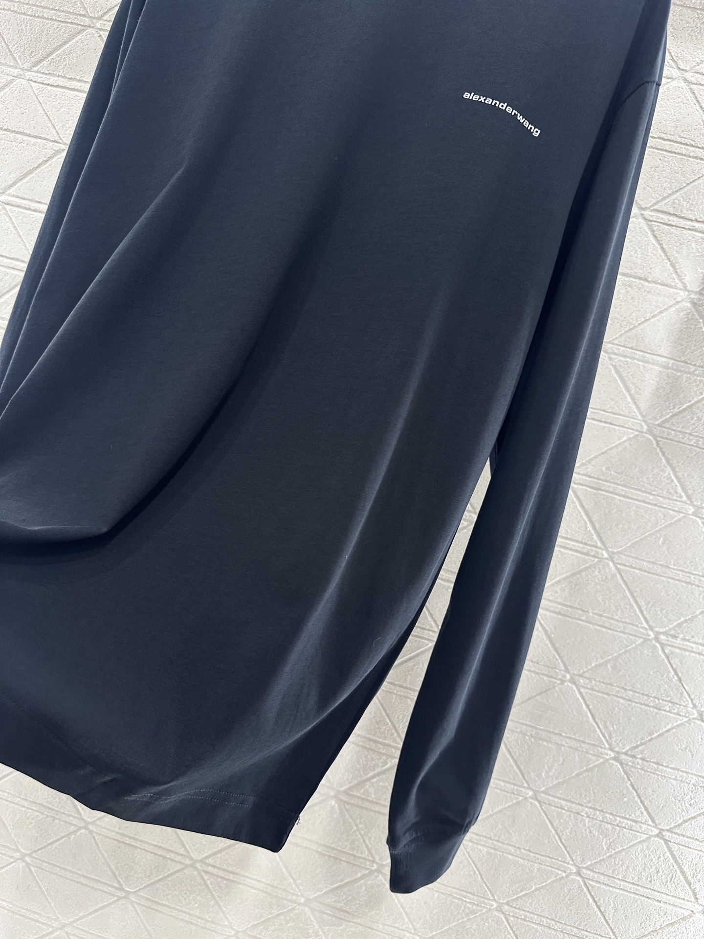 ♥Alexander wan*♥2025新品上架 字母印花圆领长袖定制YB进口棉府绸材质，丝滑亲肤，质感