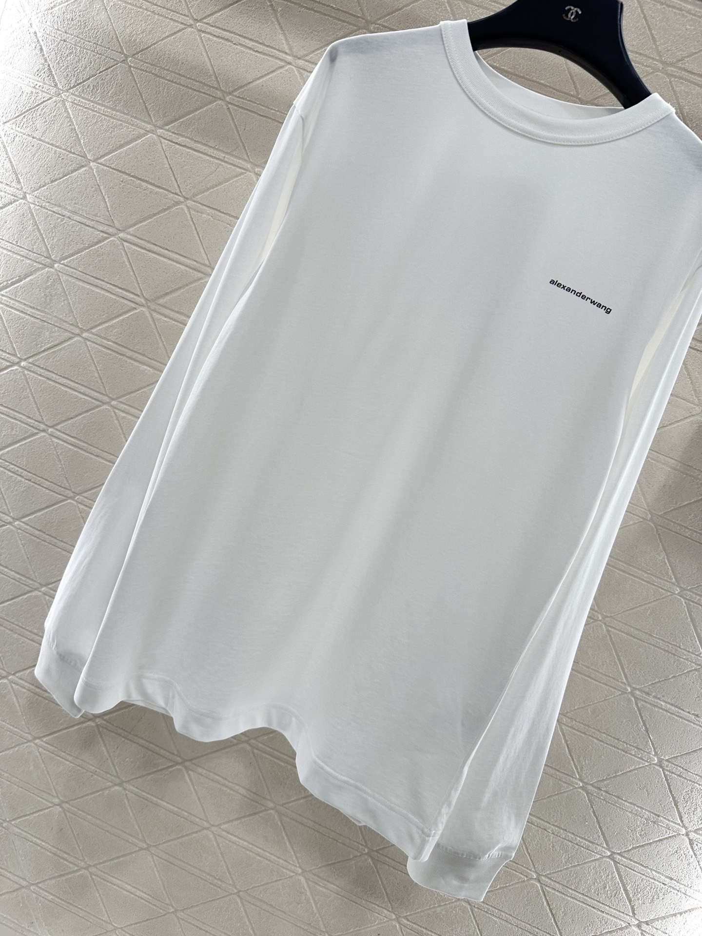 ♥Alexander wan*♥2025新品上架 字母印花圆领长袖定制YB进口棉府绸材质，丝滑亲肤，质感