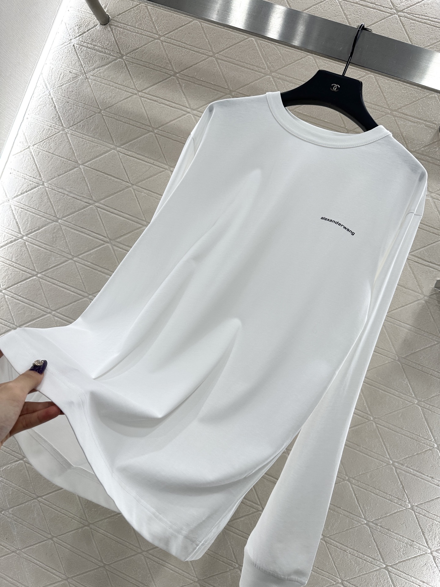 ♥Alexander wan*♥2025新品上架 字母印花圆领长袖定制YB进口棉府绸材质，丝滑亲肤，质感