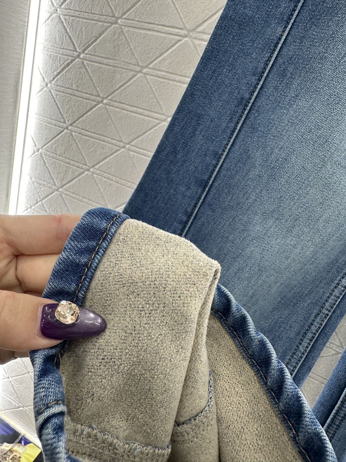 ♥Chane*♥2025新品上架 磨绒阔腿牛仔长裤定制YB斜纹棉牛仔材质，透气性佳，柔软亲肤。高腰阔腿长