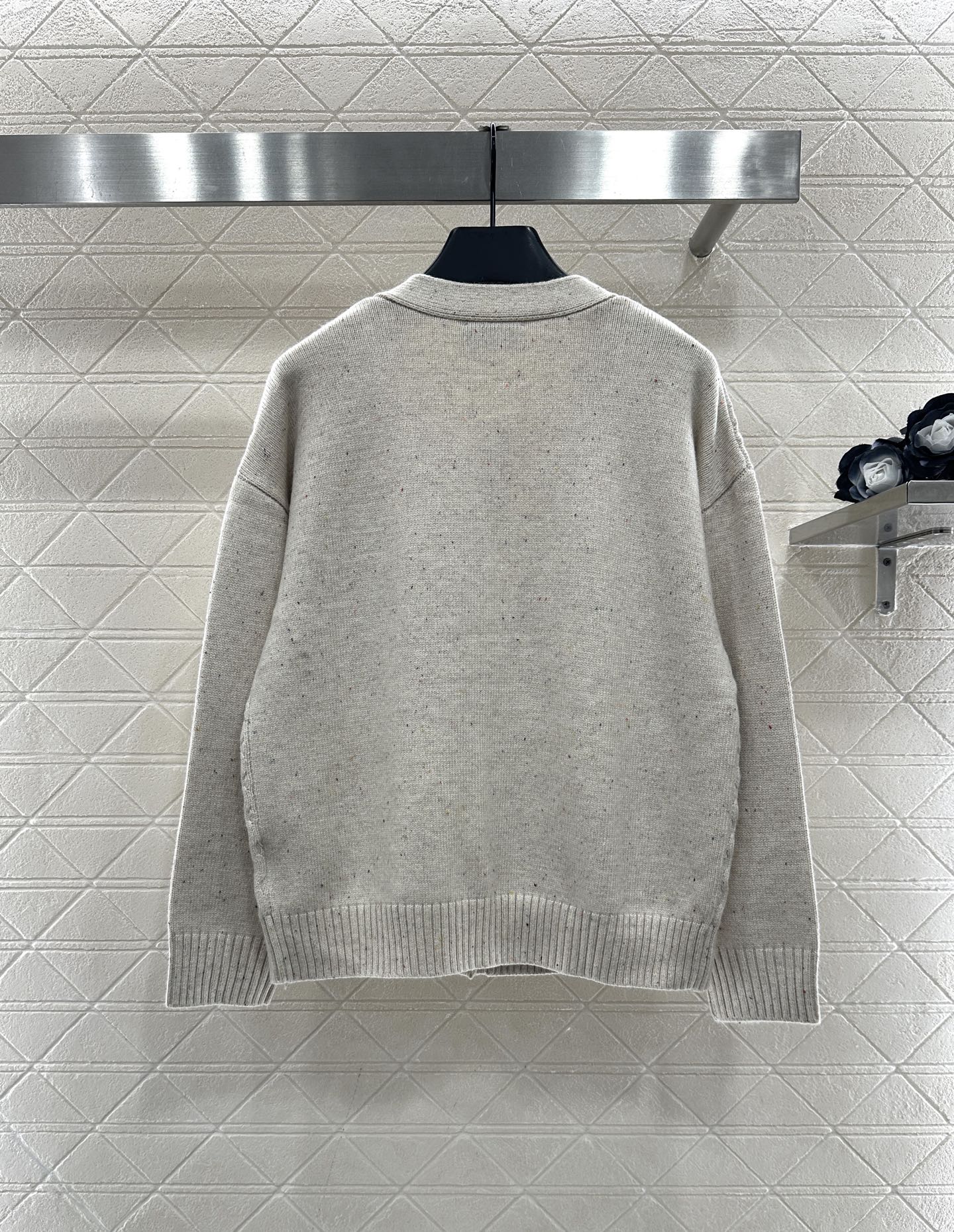 ♥Chane*♥2025新品上架 蝴蝶结针织开衫定制YB羊毛针织材质，质感高级，舒适柔软，V领开衫剪裁，