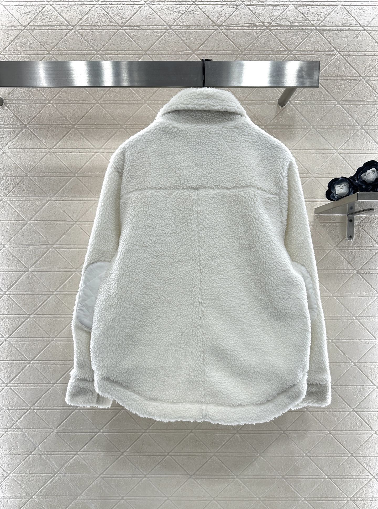 ♥Alo*♥2025新品上架 泰迪翻领按扣棉服外套定制YB泰迪羊羔毛材质，成衣质感品相绝佳，翻领立领两穿