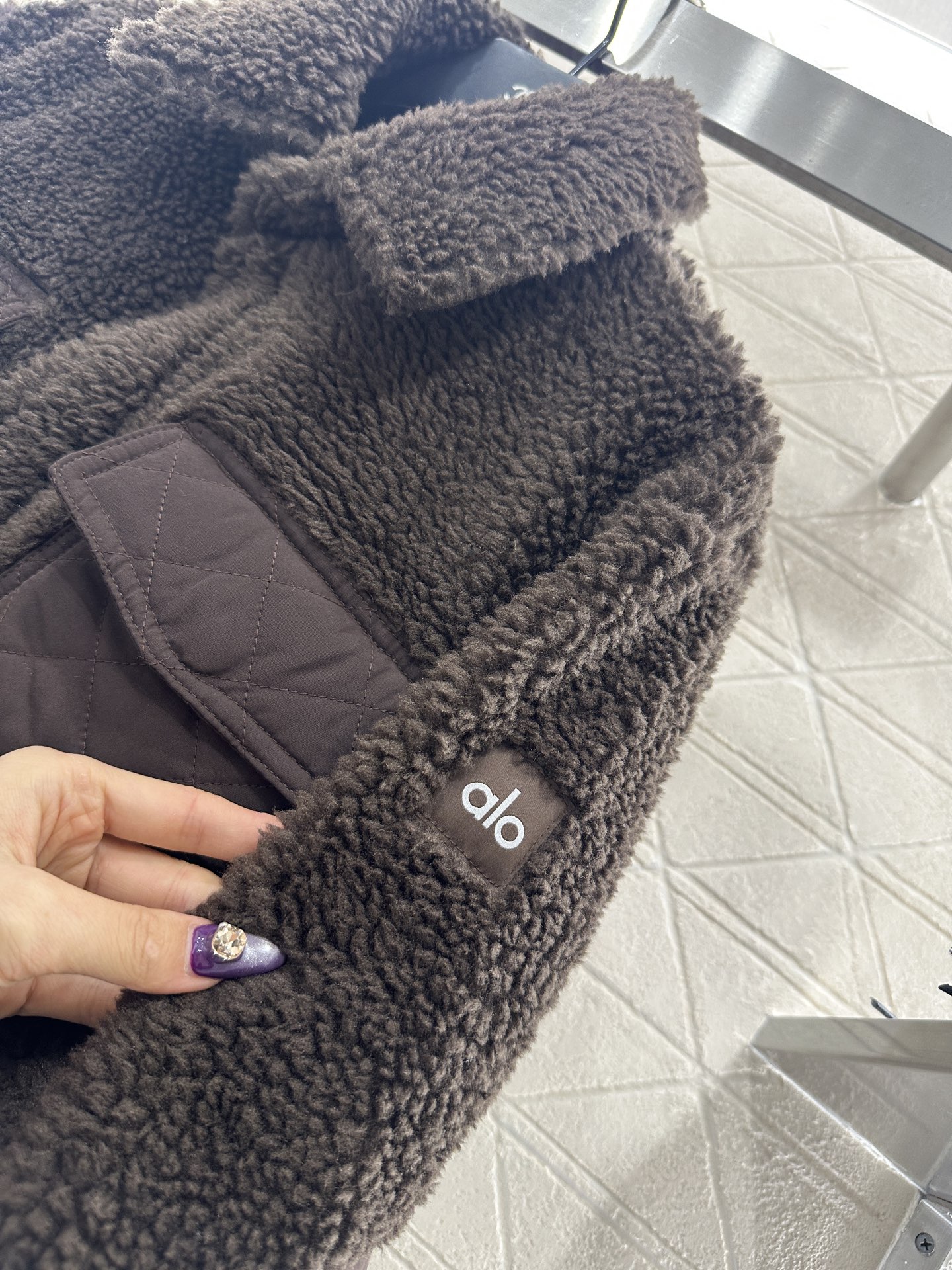 ♥Alo*♥2025新品上架 泰迪翻领按扣棉服外套定制YB泰迪羊羔毛材质，成衣质感品相绝佳，翻领立领两穿