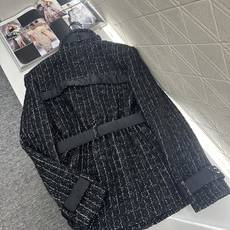 ♥Chane*♥2025新品上架 洋装捆边蝴蝶结丝带外套定制YB进口粗纺羊毛呢材质,质感高级,品相十足 ♥Chane*♥2025新品上架 洋装捆边蝴蝶结丝带外套定制YB进口粗纺羊毛呢材质,质感高级,品相十足