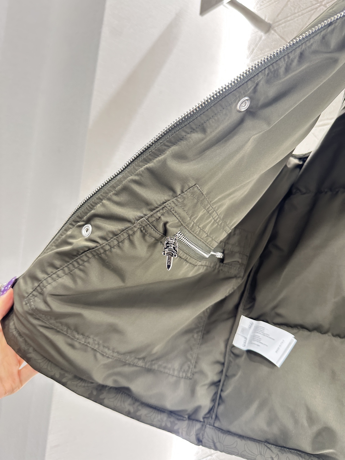 ♥Chrome heart*♥2025新品上架 十字架印花羽绒马甲定制YB防风防水尼龙材质，白鹅绒填充内