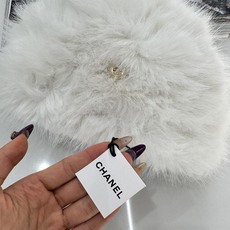 ♥Chane*♥2025新品上架 皮毛针织盆帽定制YB进口皮毛材质,贴合头部线条的针织套头帽版 ♥Chane*♥2025新品上架 皮毛针织盆帽定制YB进口皮毛材质,贴合头部线条的针织套头帽版