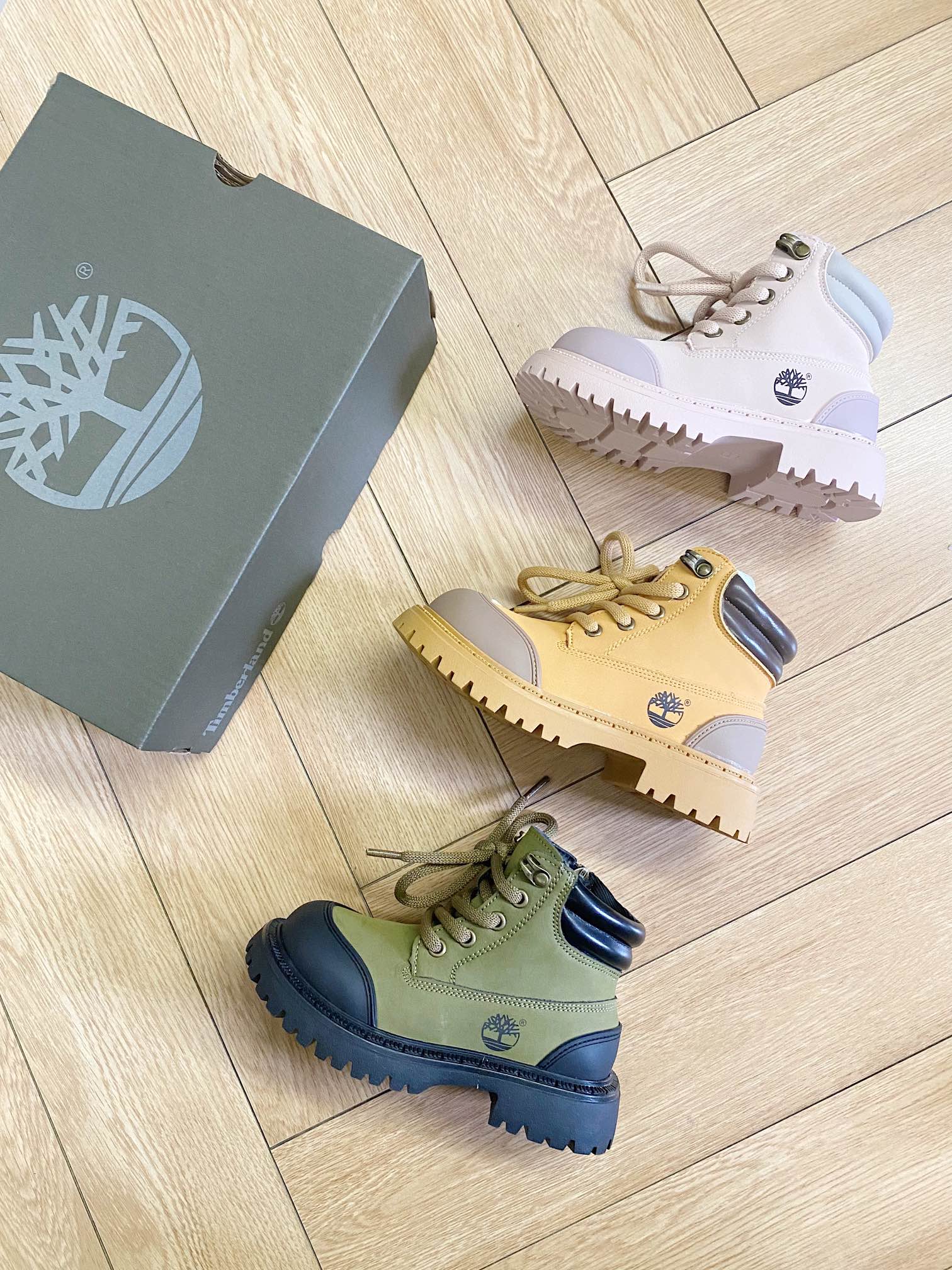 图片[4]-好看都已经说腻了😆 鞋柜必备单品！ 无法抗拒的超帅马丁靴🤩-选品中心