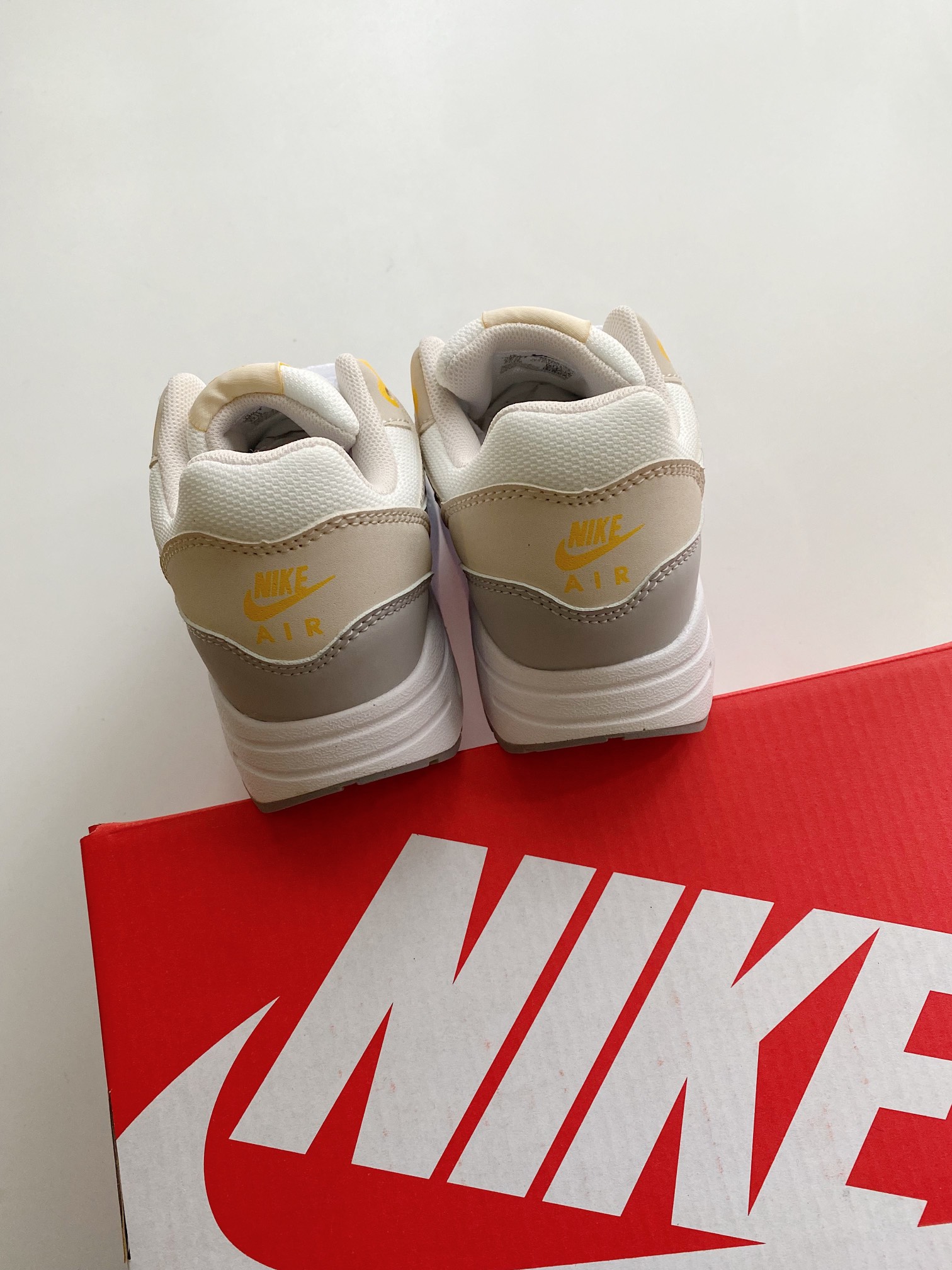 图片[6]-NK Air Max 87气垫运动鞋25-37 流畅线条设计，经典运动风外观💎经典网眼透气鞋面🪔适合日常穿着🚙搭载可视Max Air缓震配置-选品中心