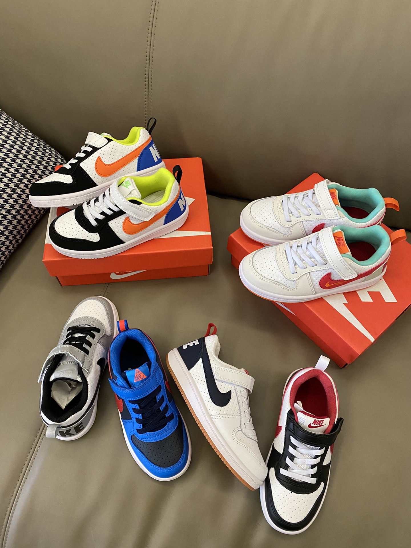 NK Court 休闲低帮儿童板鞋24-35 复古休闲🏰搭配起来毫不费力🗼鞋面透气网孔设计，不闷脚！魔术贴设计穿脱很方便✅-选品中心