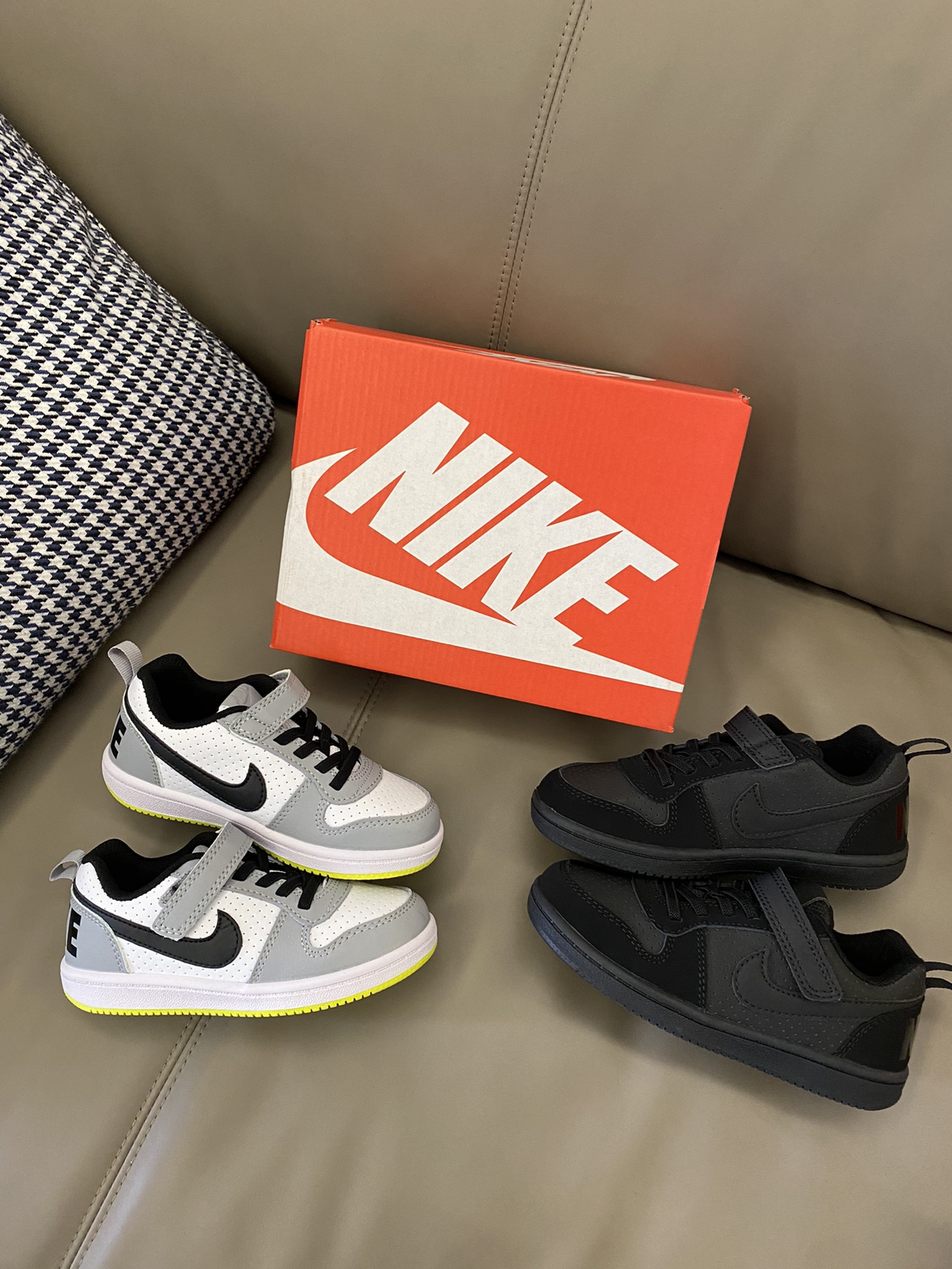 图片[7]-NK Court 休闲低帮儿童板鞋24-35 复古休闲🏰搭配起来毫不费力🗼鞋面透气网孔设计，不闷脚！魔术贴设计穿脱很方便✅-选品中心