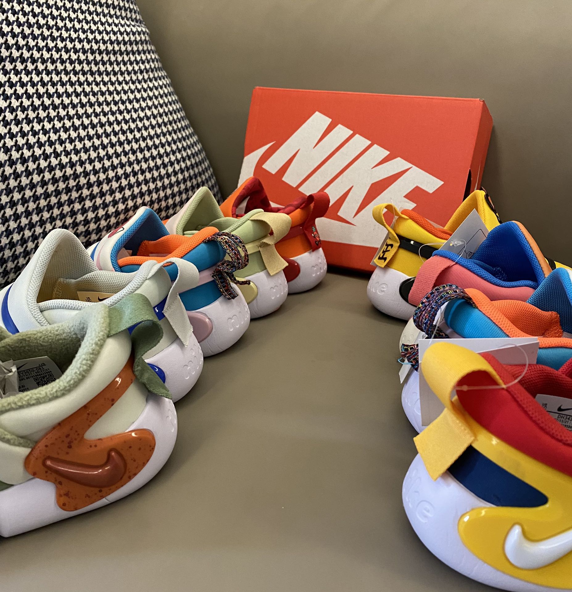 图片[4]-原图实拍✅选择这款专柜三代儿童一脚蹬运动鞋透气、柔软的材质😍给宝宝的脚趾足够的空间和保护🤩让宝宝的脚趾能够自由伸展～-选品中心