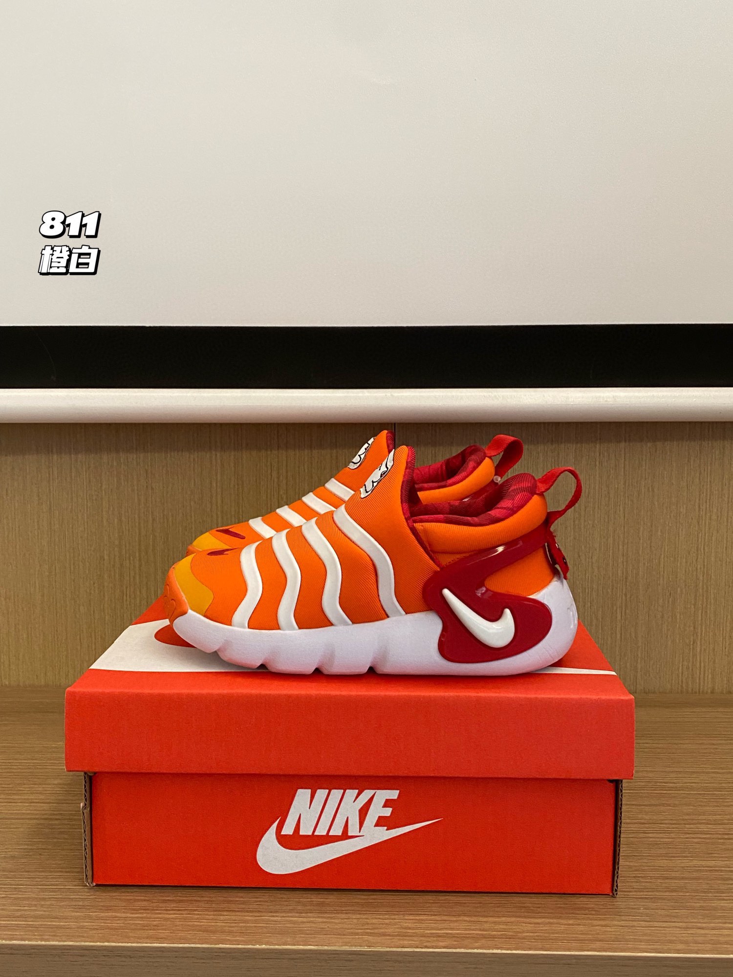 柜子版 尺码：22-37码 喜欢毛毛虫款式的，闭眼买就对了😎经典小翘头弧形结构毛毛虫🐛楦型❗️脚掌着地，动线结构走路省力💫一脚蹬设计轻易穿脱，设计超人性化～-选品中心