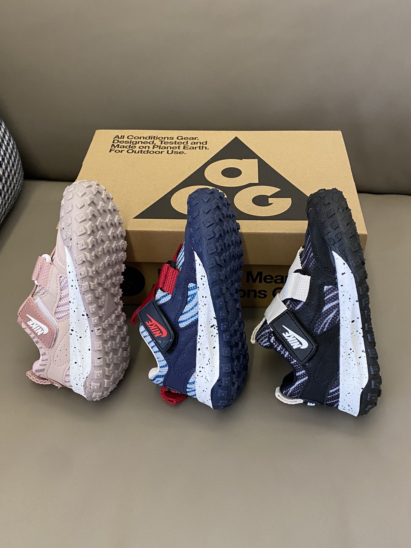 图片[8]-~ 原图直出🌟 美式复古感～魔术贴的设计敲方便，上脚舒适又防滑，完全不会磨脚诶！鞋底软硬正好，跑步日常都可穿🥳-选品中心