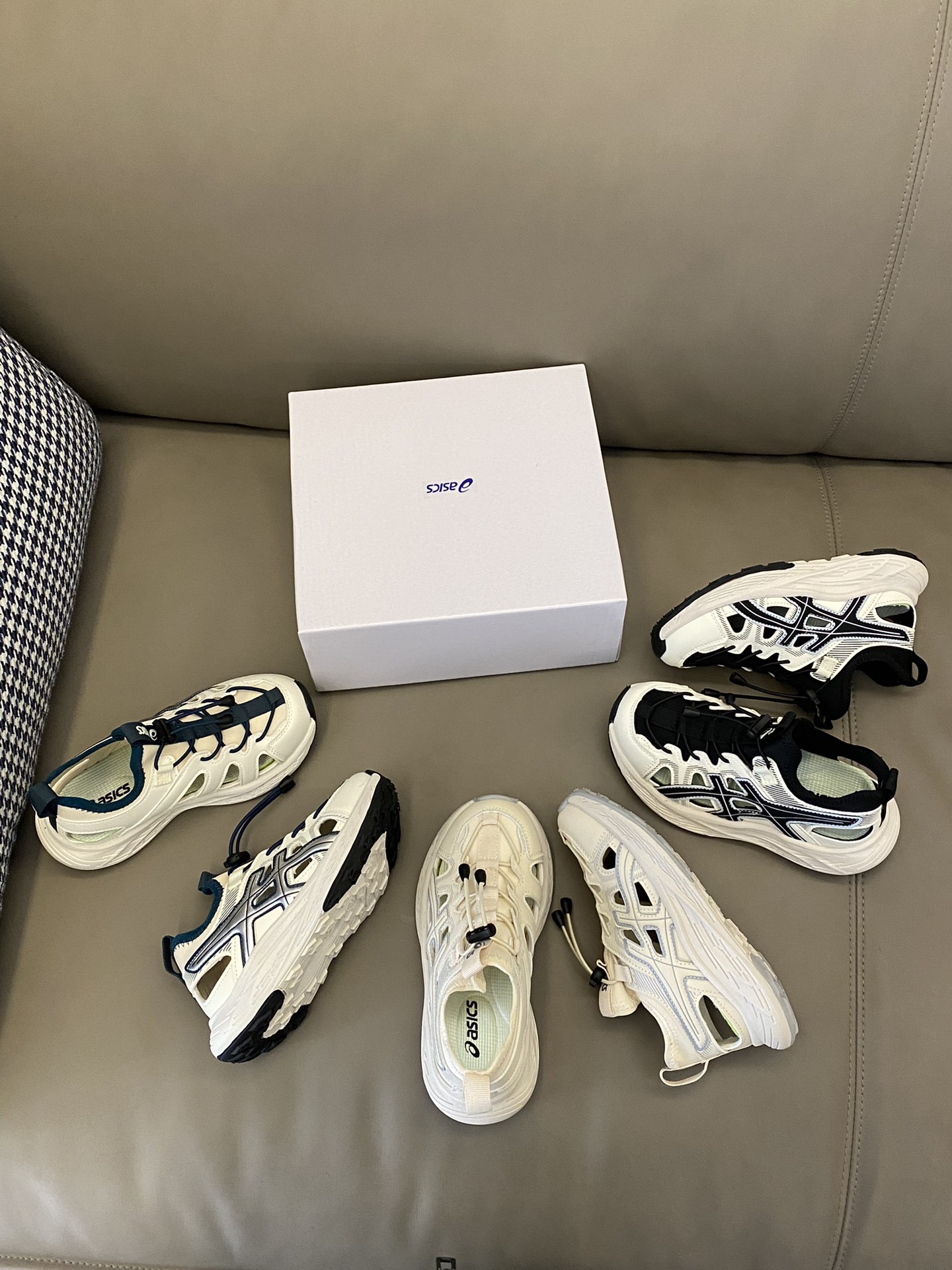 图片[5]-原图直出🌟 ASICS 包头束扣溯溪凉鞋，采用了束扣设计，还🉑自由调节，宝贝再也不用担心系鞋带啦😍镂空设计，非常舒适透气💨也不会闷jiojio～真的是爱了🥰-选品中心