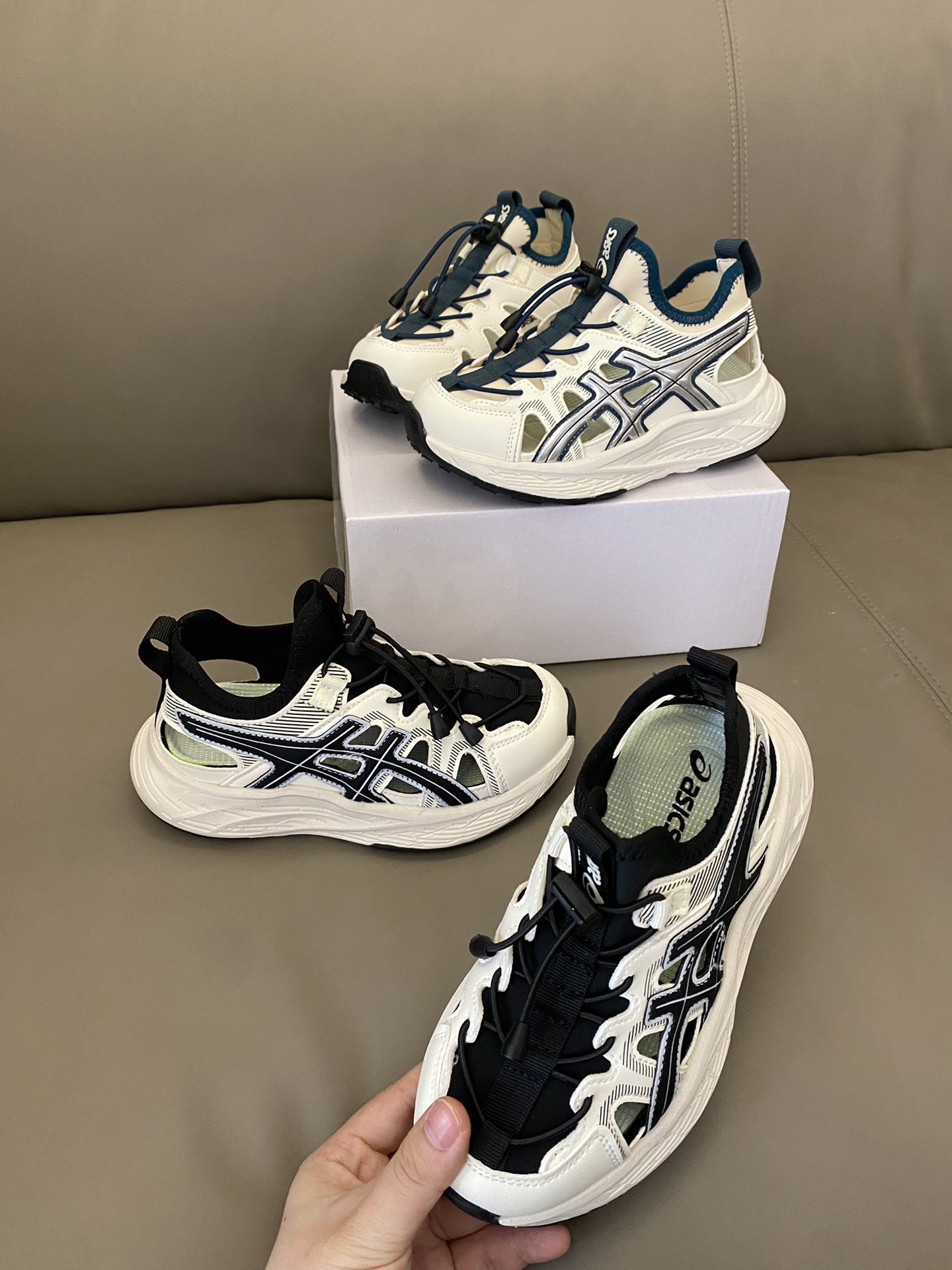 图片[6]-原图直出🌟 ASICS 包头束扣溯溪凉鞋，采用了束扣设计，还🉑自由调节，宝贝再也不用担心系鞋带啦😍镂空设计，非常舒适透气💨也不会闷jiojio～真的是爱了🥰-选品中心