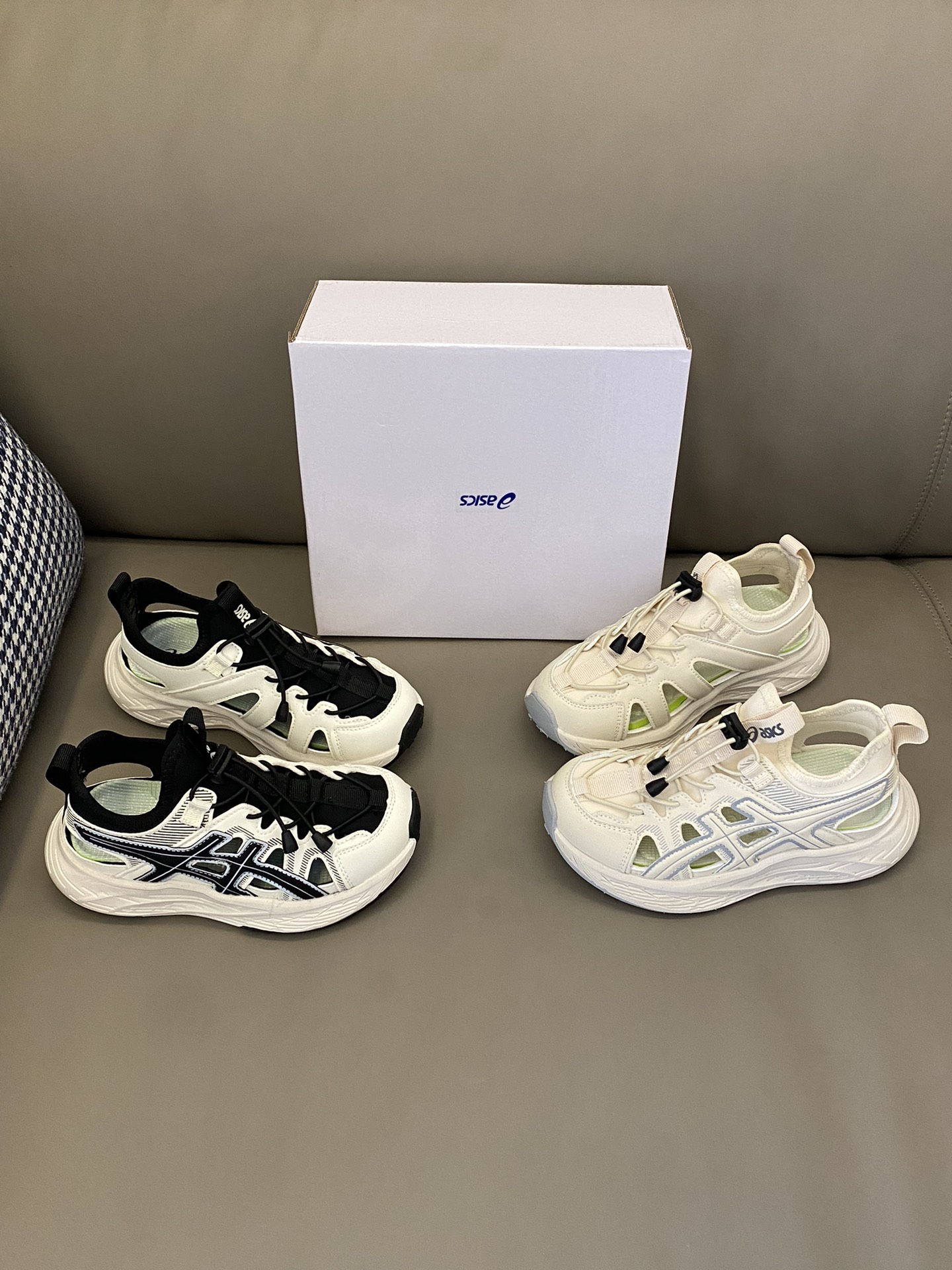 图片[2]-原图直出🌟 ASICS 包头束扣溯溪凉鞋，采用了束扣设计，还🉑自由调节，宝贝再也不用担心系鞋带啦😍镂空设计，非常舒适透气💨也不会闷jiojio～真的是爱了🥰-选品中心