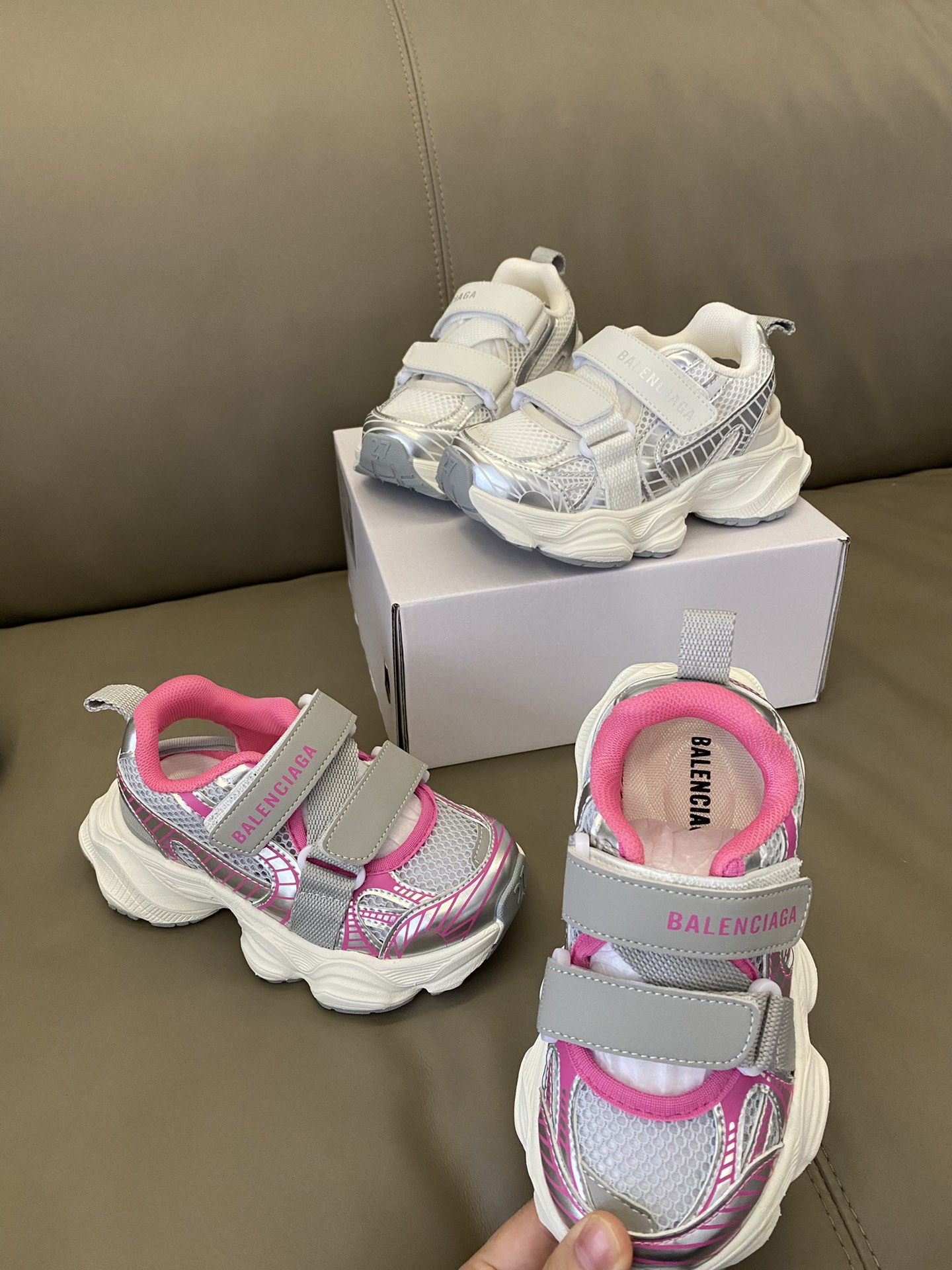 图片[6]-原图直出🌟 闭眼入的巴黎S家3XL网面魔术贴运动凉鞋采用魔术贴设计能调节松紧度，方便宝贝自己穿脱😍鞋头防撞踢，保护宝贝脚趾👣脚宽脚胖的宝贝都都可以轻松驾奴🥳-选品中心