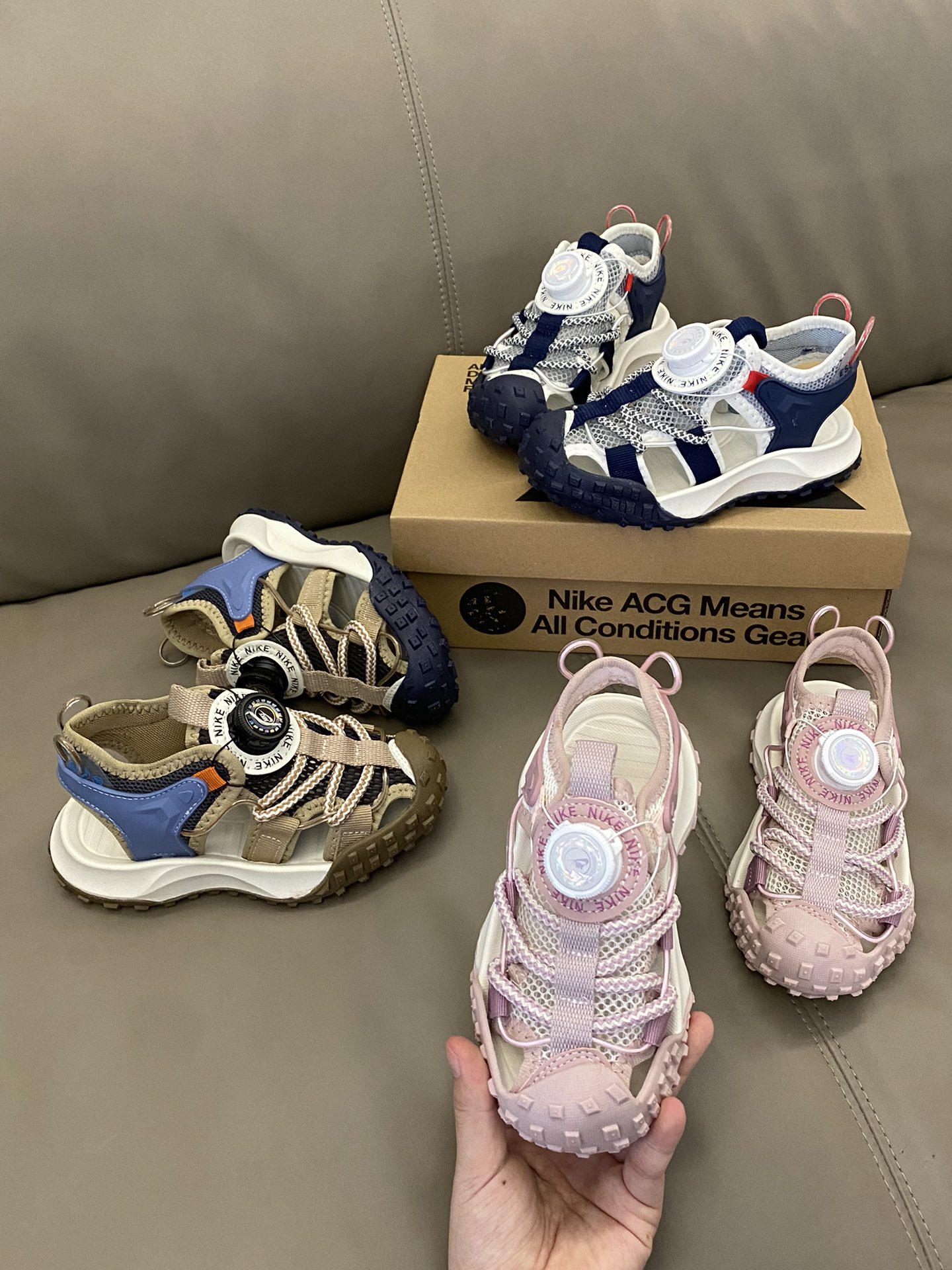 图片[6]-原图直出🌟 最近爱上了这个NK ACG旋转扣儿童登山凉鞋🔥鞋款通过匠心打造😍透气性强💨整体配色和耐用性完美绝合👻旋转扣设计，方便宝贝穿脱～-选品中心