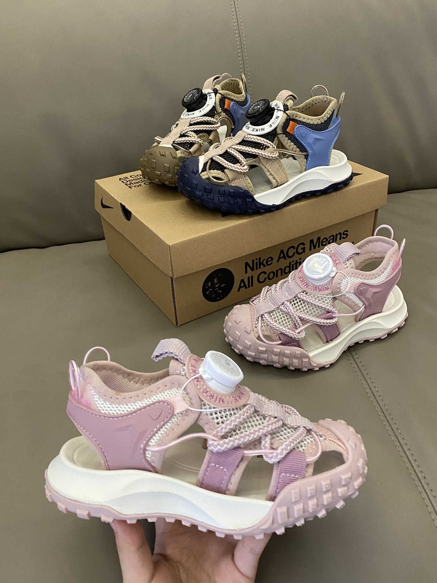 图片[3]-原图直出🌟 最近爱上了这个NK ACG旋转扣儿童登山凉鞋🔥鞋款通过匠心打造😍透气性强💨整体配色和耐用性完美绝合👻旋转扣设计，方便宝贝穿脱～-选品中心