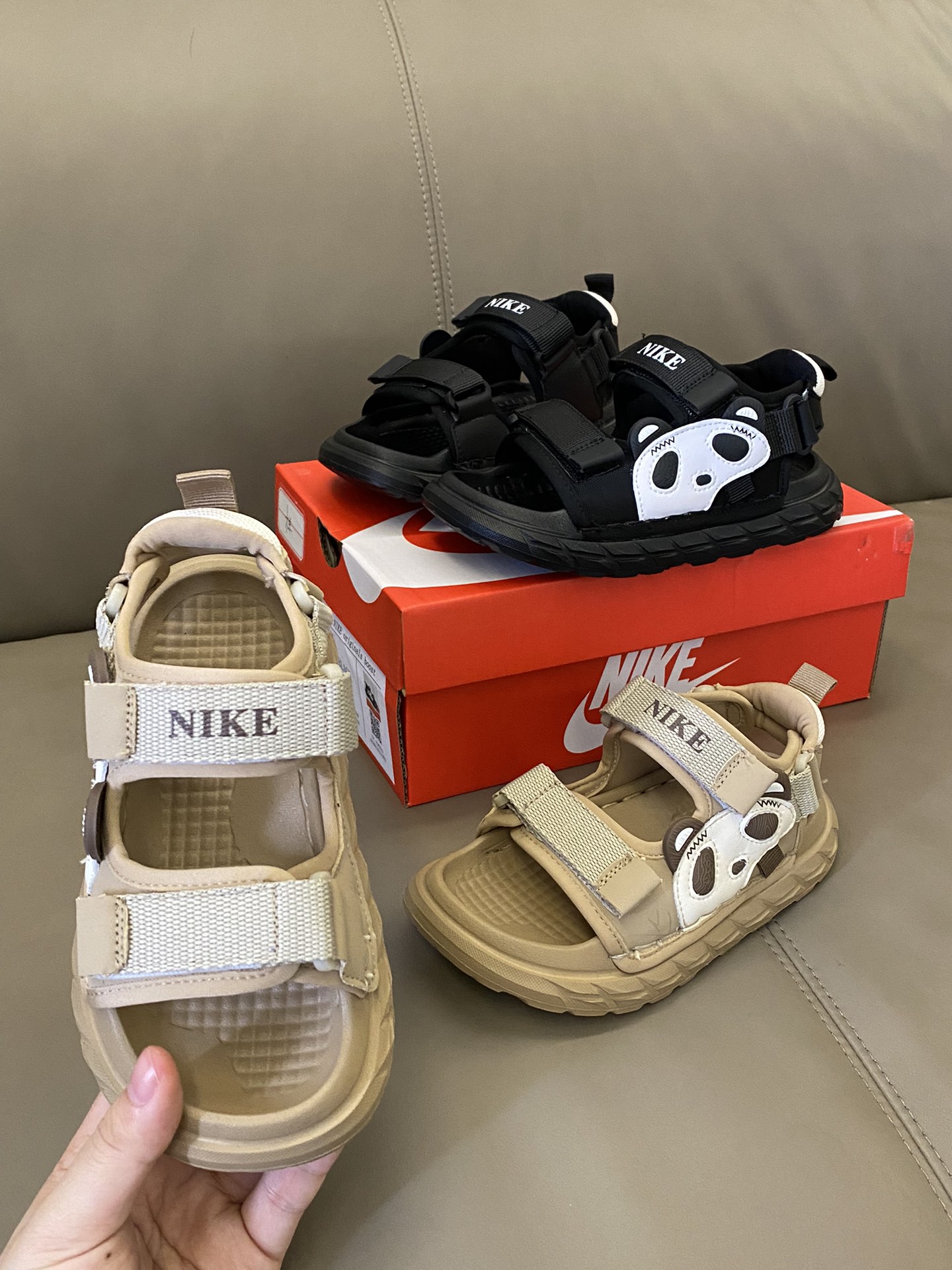 图片[6]-原图直出🌟 NK 小熊猫双魔术贴沙滩凉鞋，鞋面优质材料制成😍即使在炽热的阳光下也能保持凉爽💨魔术贴设计，方便宝贝自己穿脱✔️-选品中心