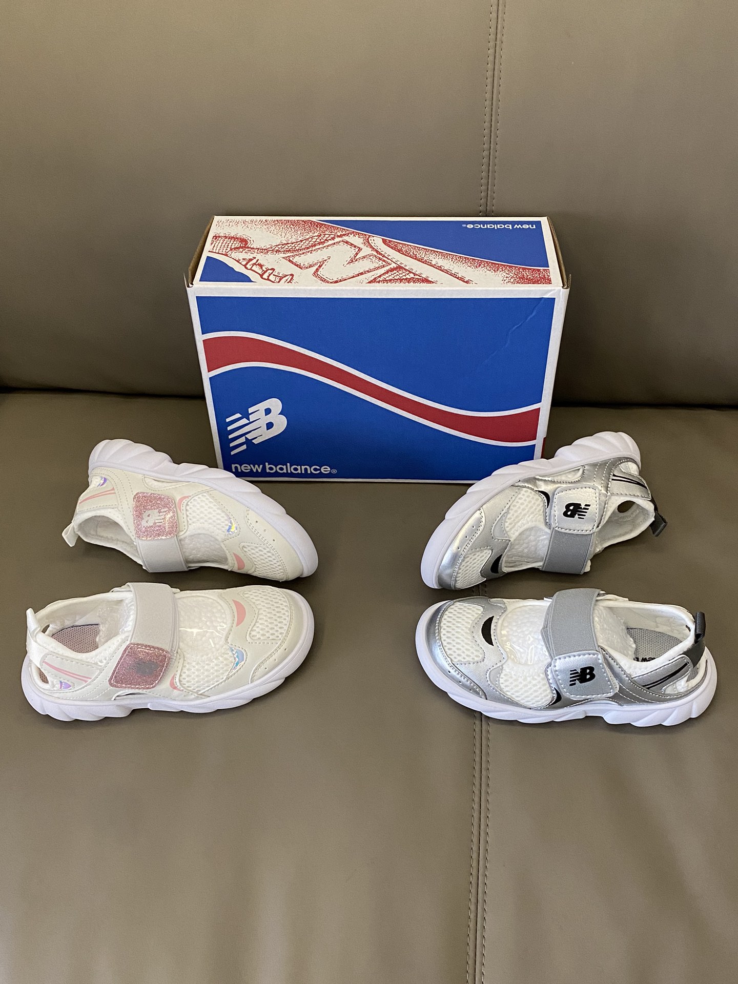 图片[6]-原图直出🌟 NB 920最近真的是火到爆💥💥💥 鞋身自重超轻，好走不累脚🤩柔软舒适有弹力✅穿它就像没穿一样🤭清爽自在鞋底轻巧防滑耐磨👻-选品中心