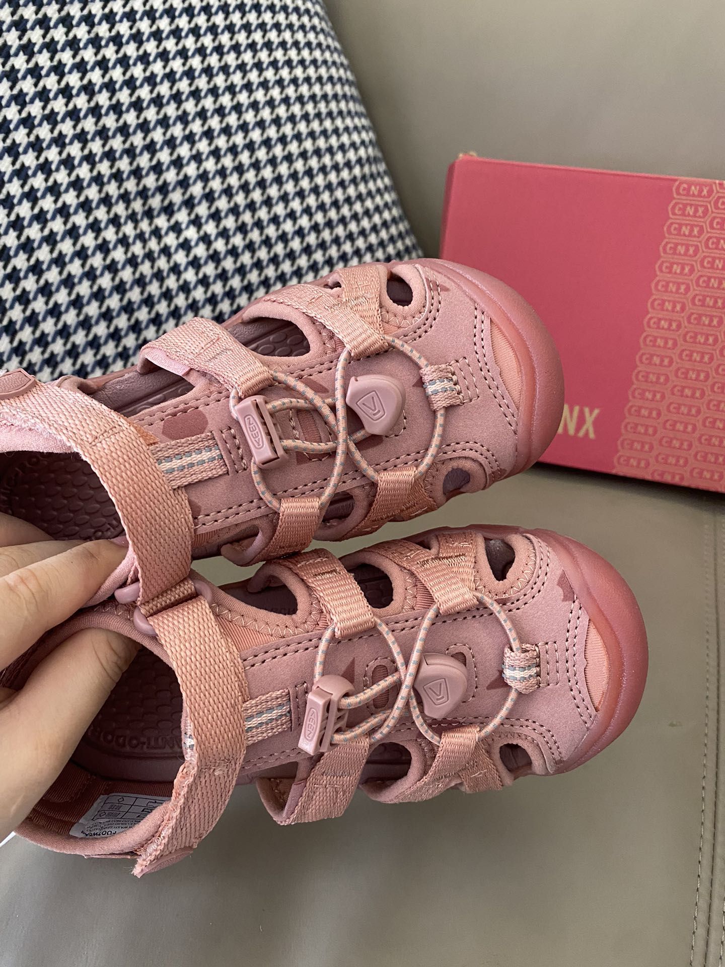 图片[7]-原图直出🌟 Keen 儿童溯溪两穿凉鞋二代，踩屎感鞋垫有足弓支撑👋🏻软缓震而且这双凉鞋真的很抗造🤩怎么穿都不带坏的，主打的就是好看而且质量好😍-选品中心